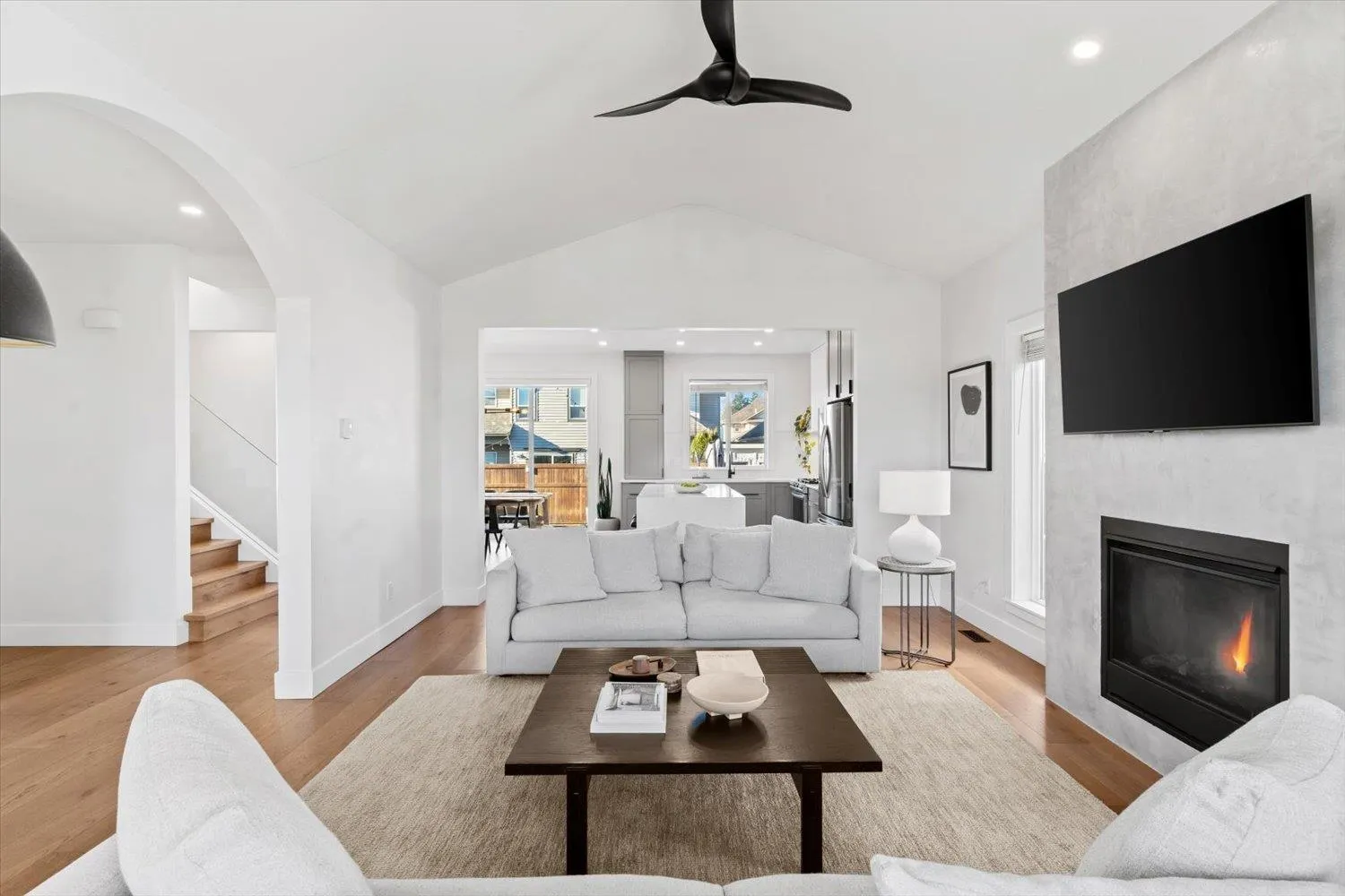 6819 School Lane