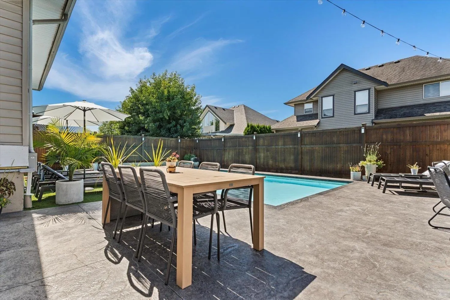 6819 School Lane