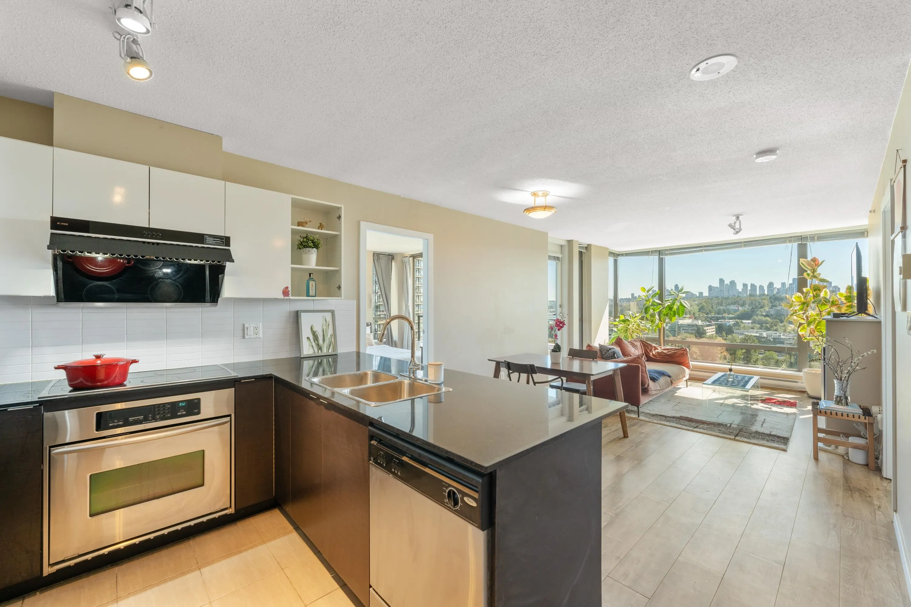 1806 4178 Dawson Street