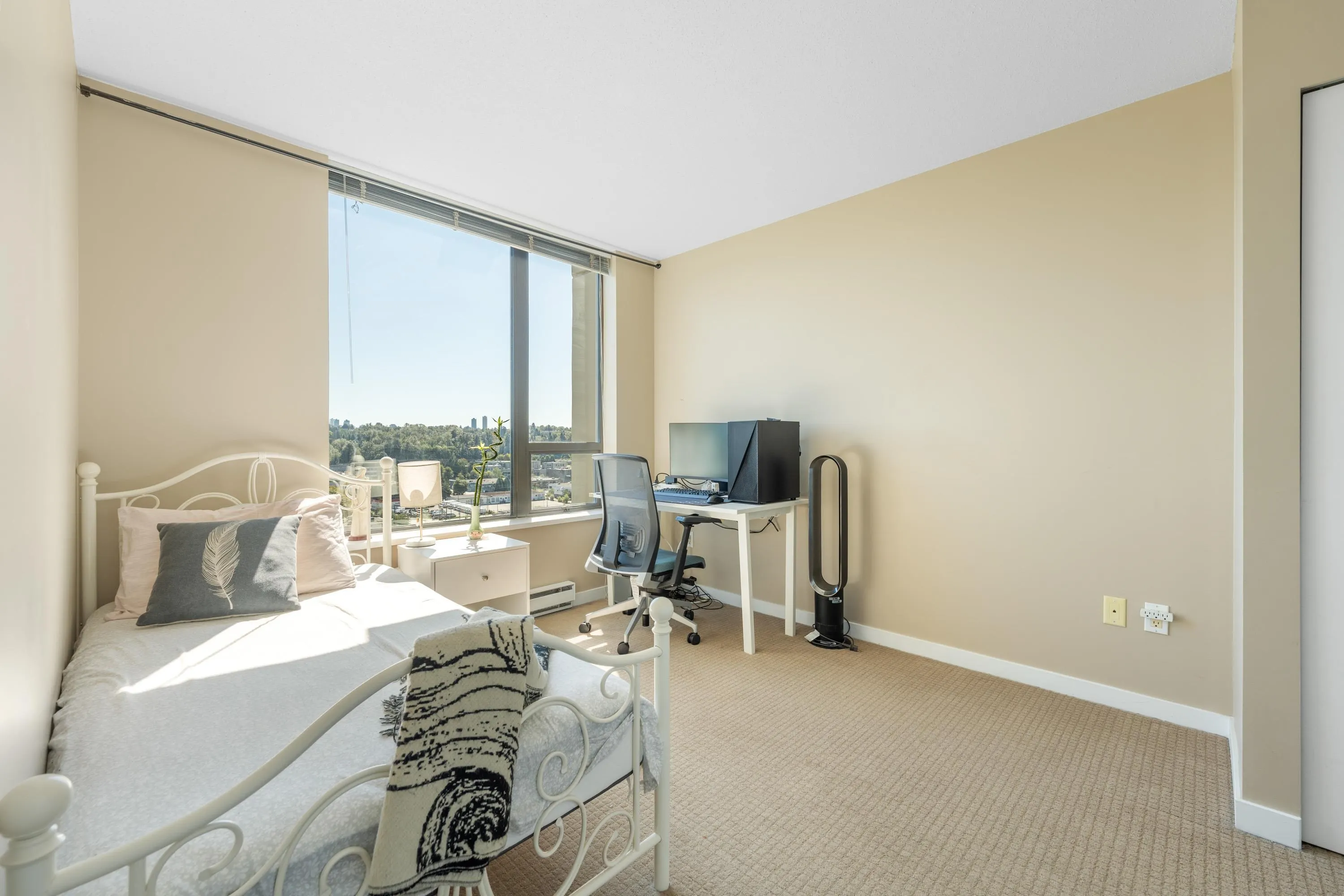 1806 4178 Dawson Street