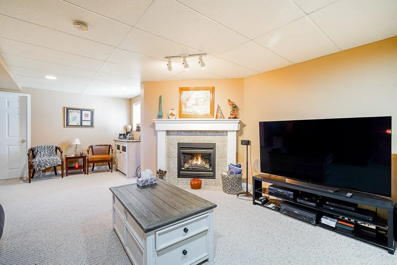 25 8590 Sunrise Drive