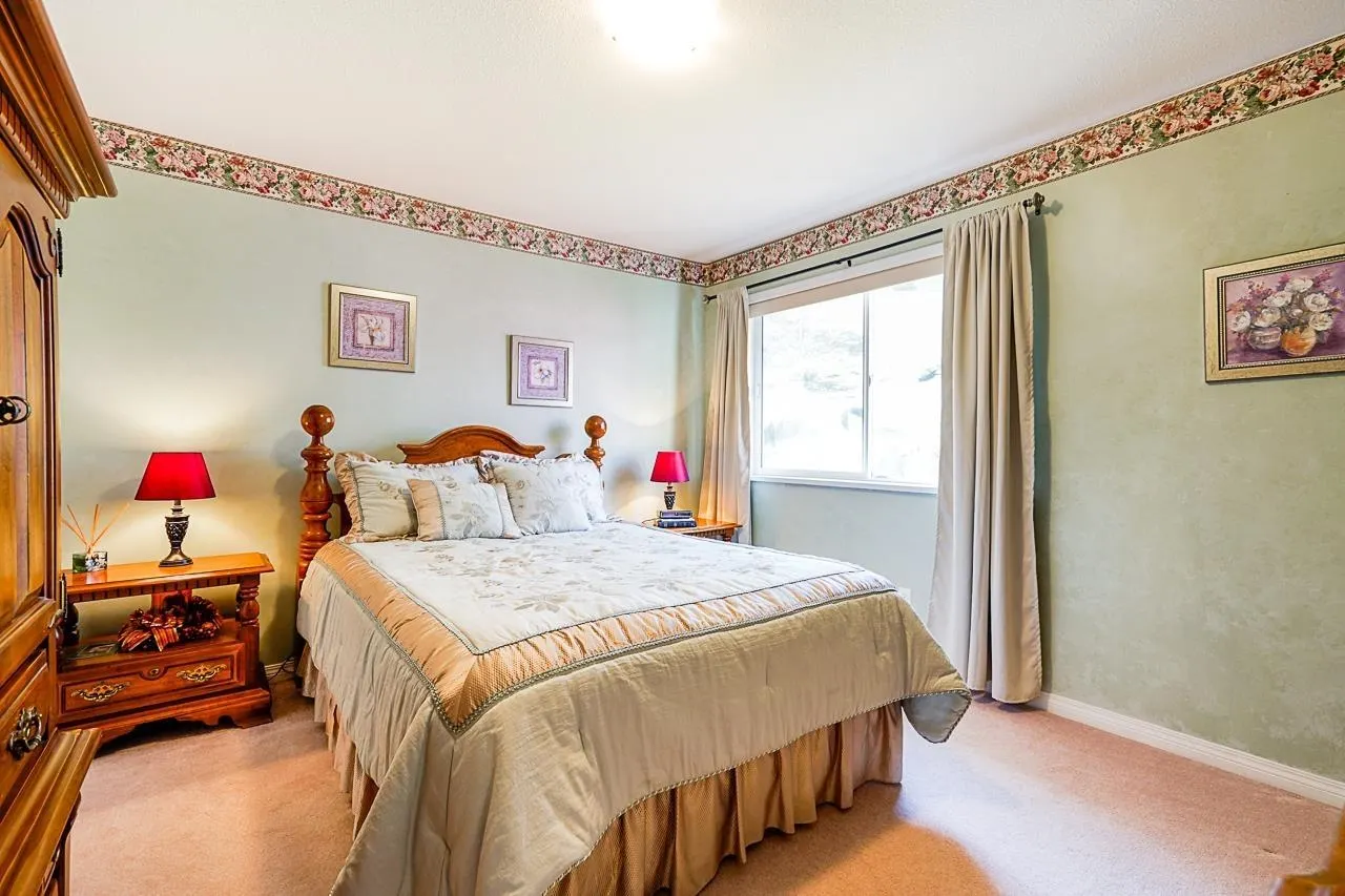 25 8590 Sunrise Drive