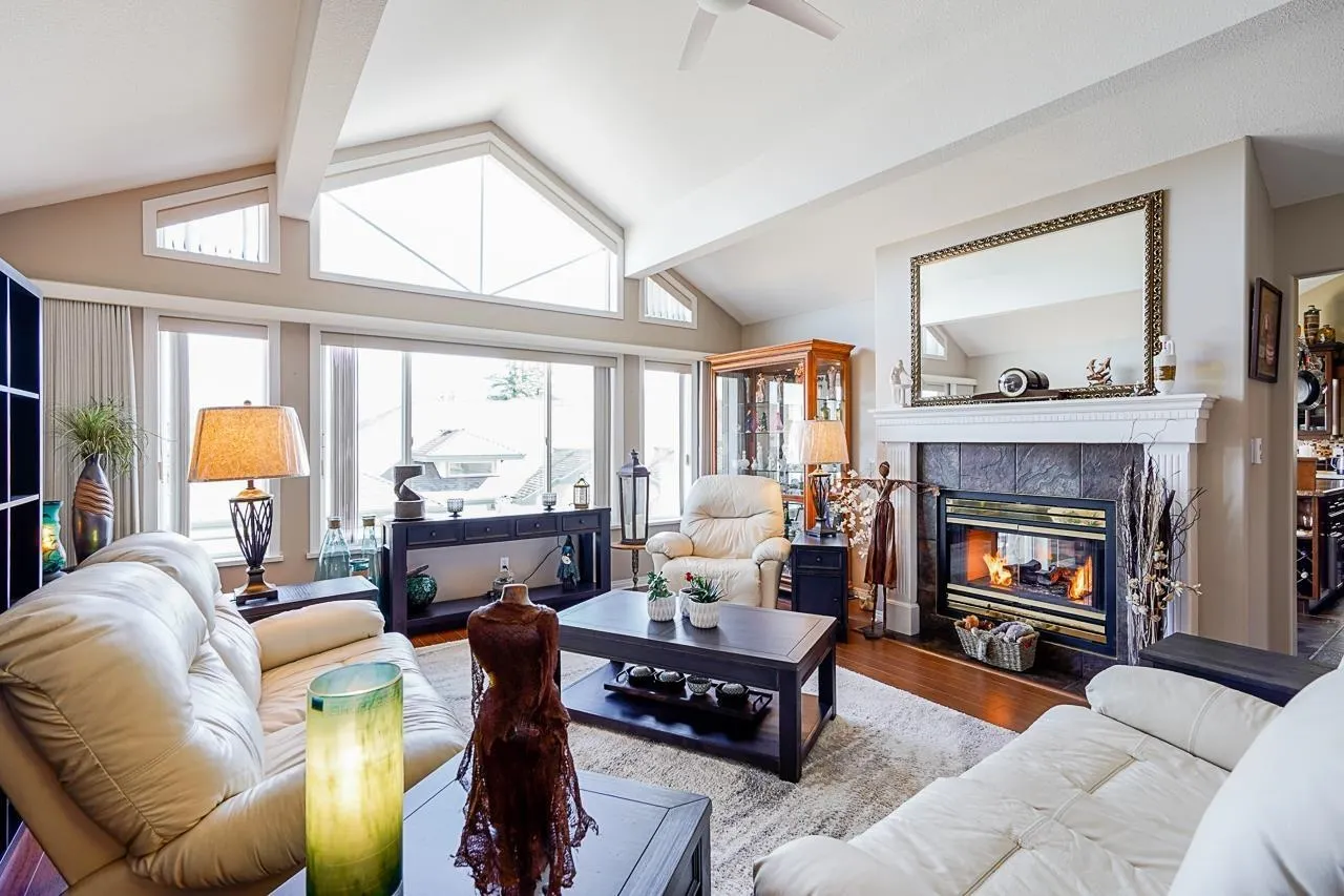 25 8590 Sunrise Drive