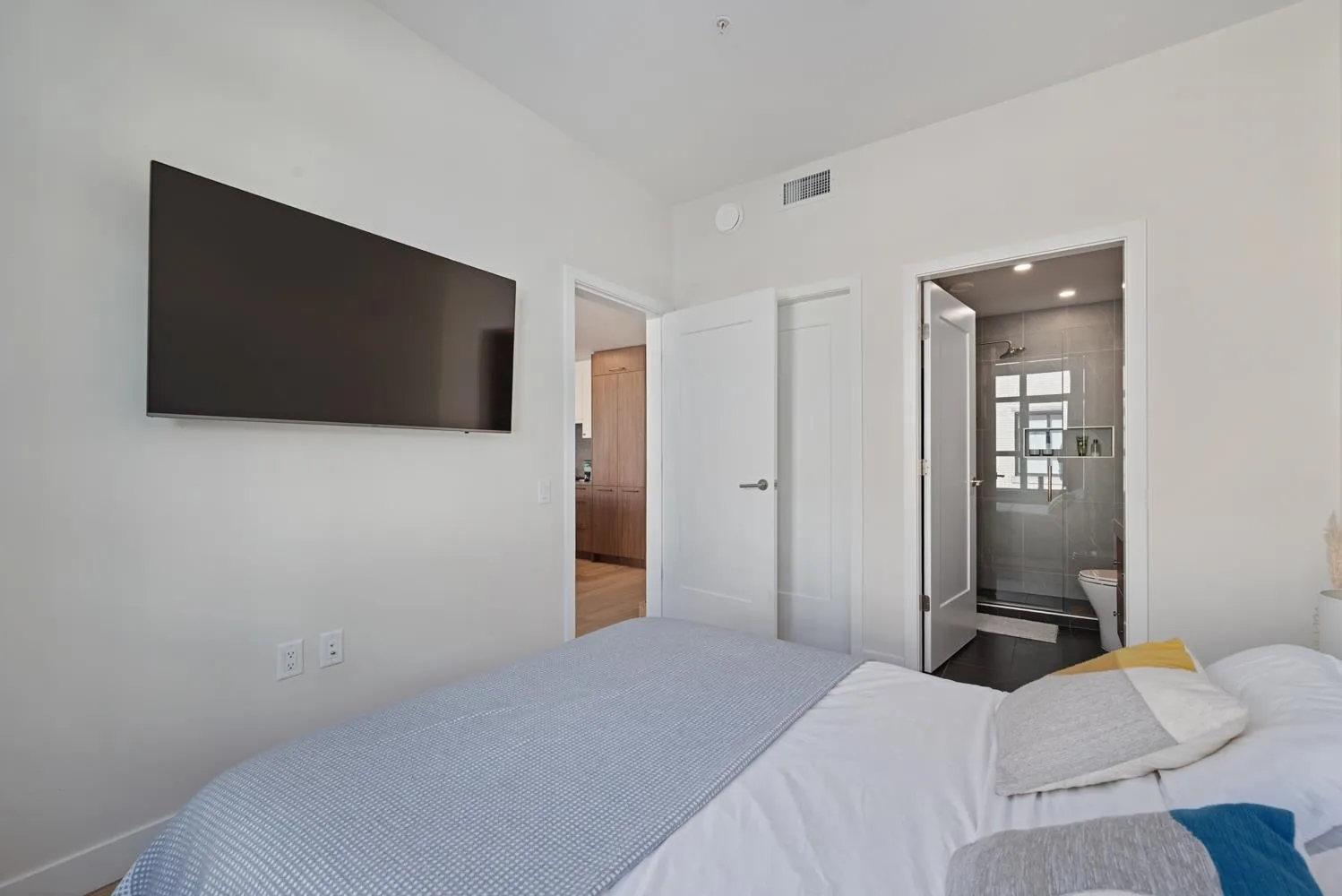 30X 5007 Ash Street