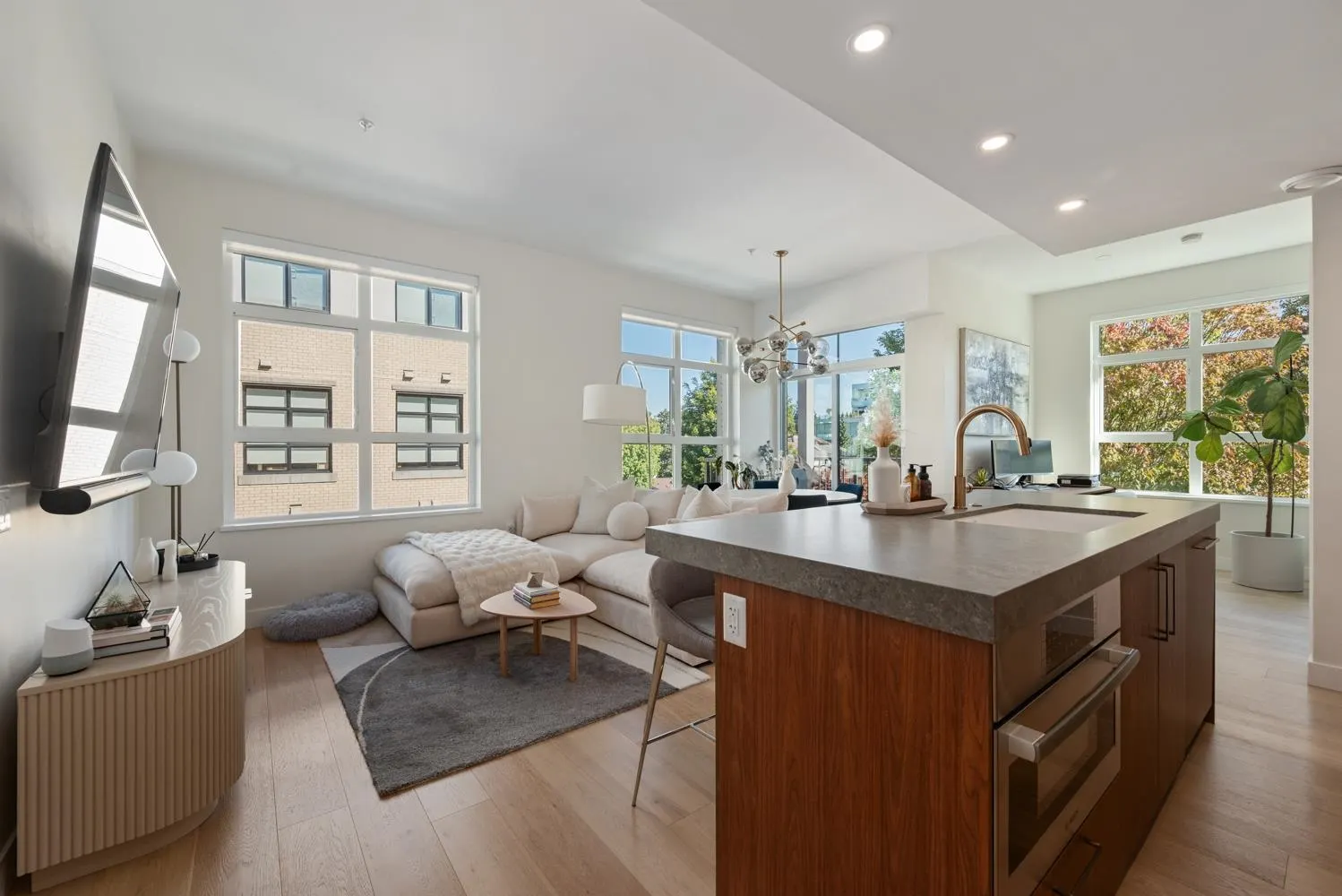 30X 5007 Ash Street