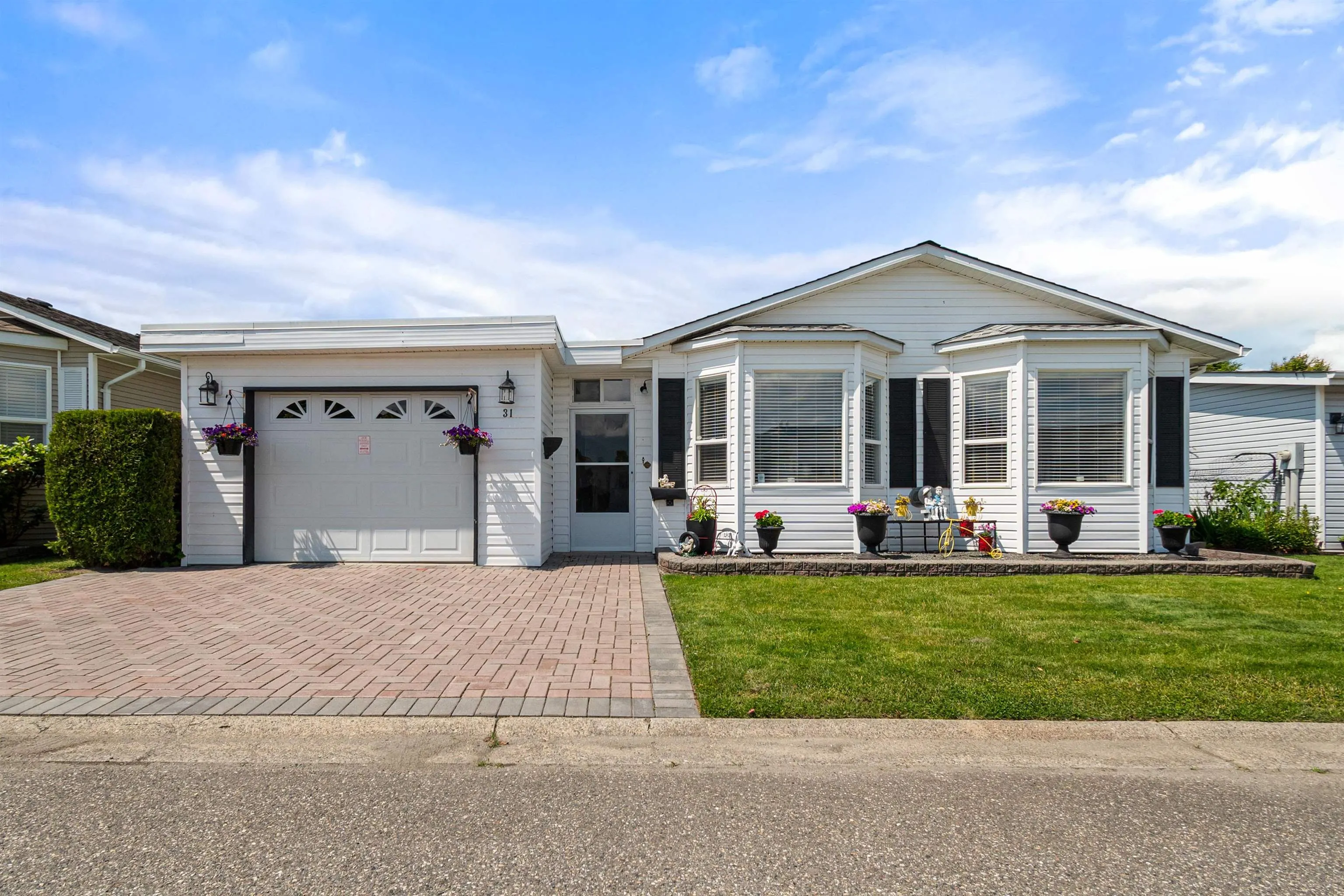31 45918 Knight Road