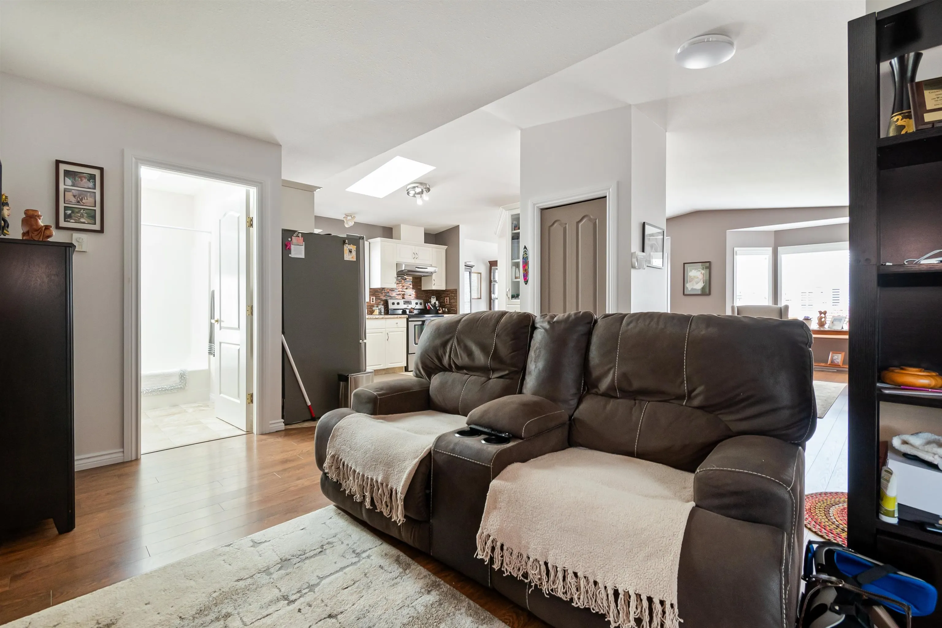 31 45918 Knight Road