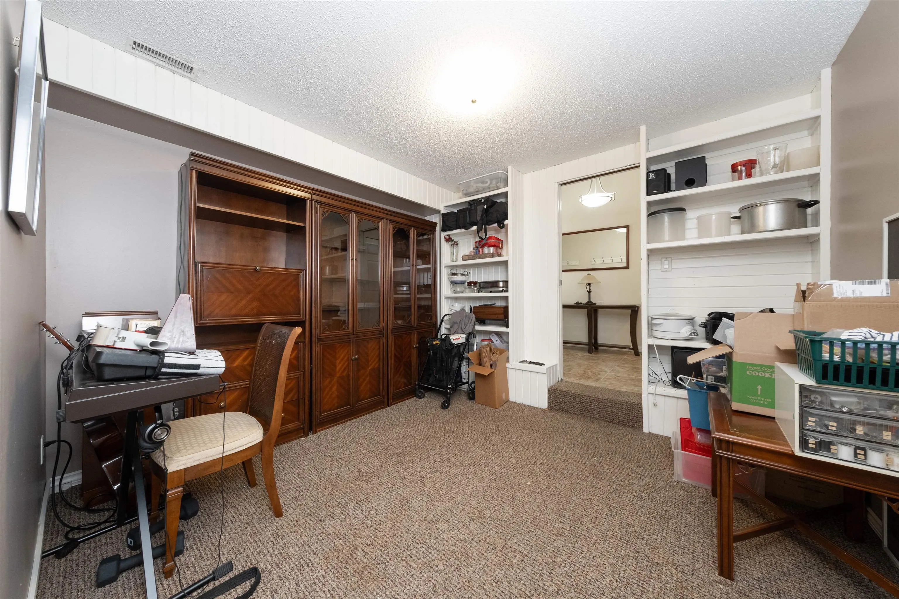 11436 Royal Crescent