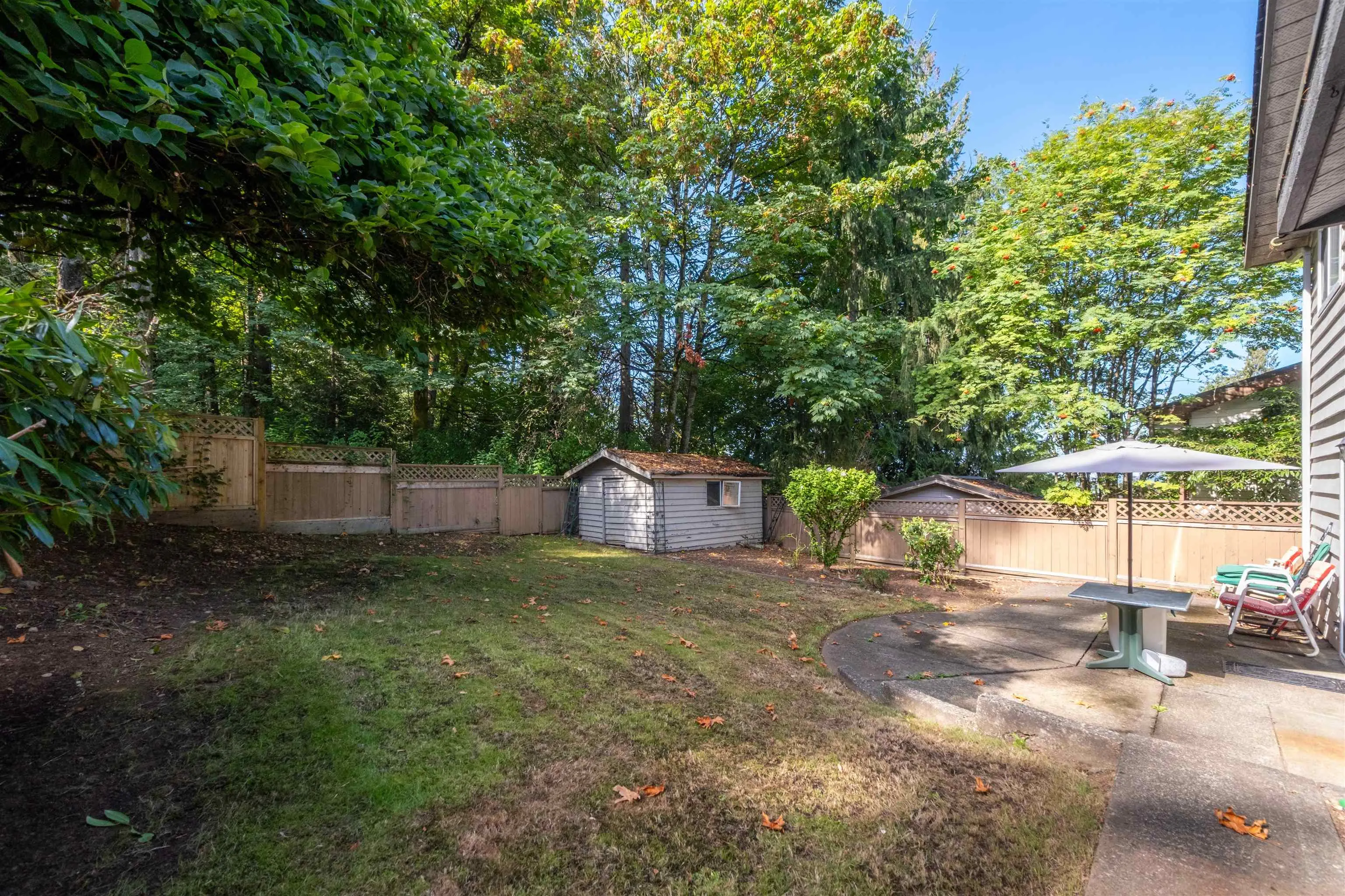 11436 Royal Crescent
