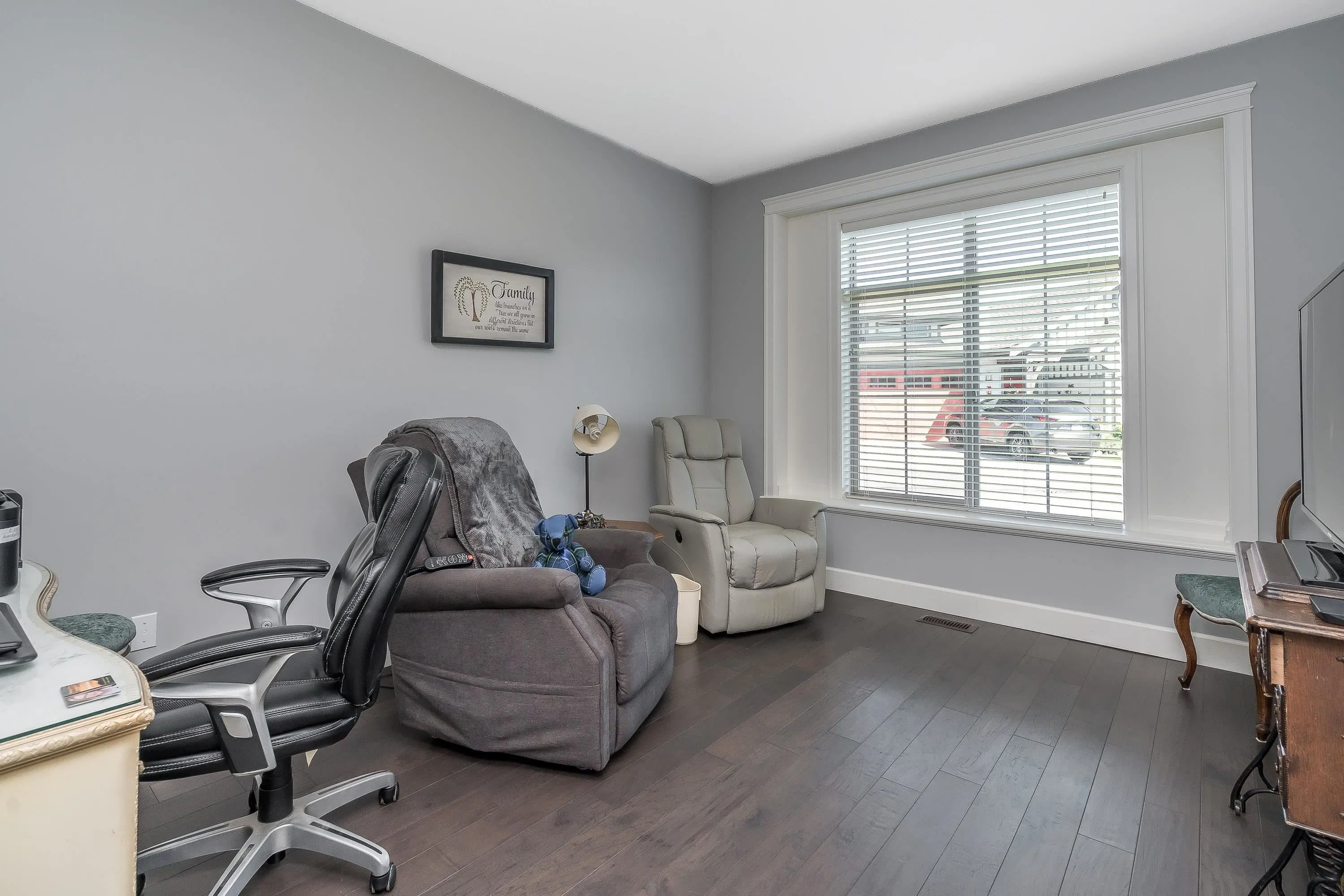 28 45900 South Sumas Road