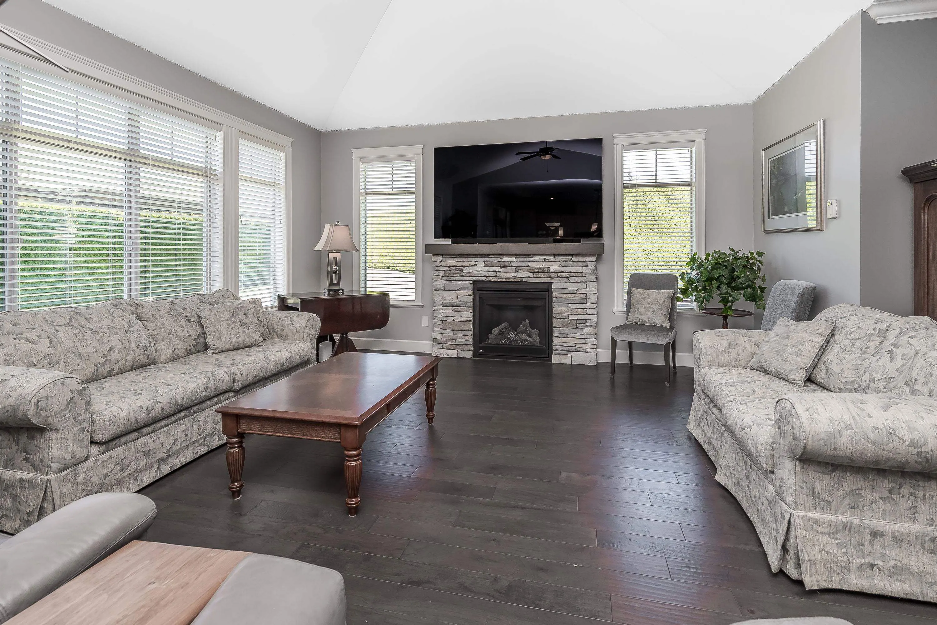 28 45900 South Sumas Road