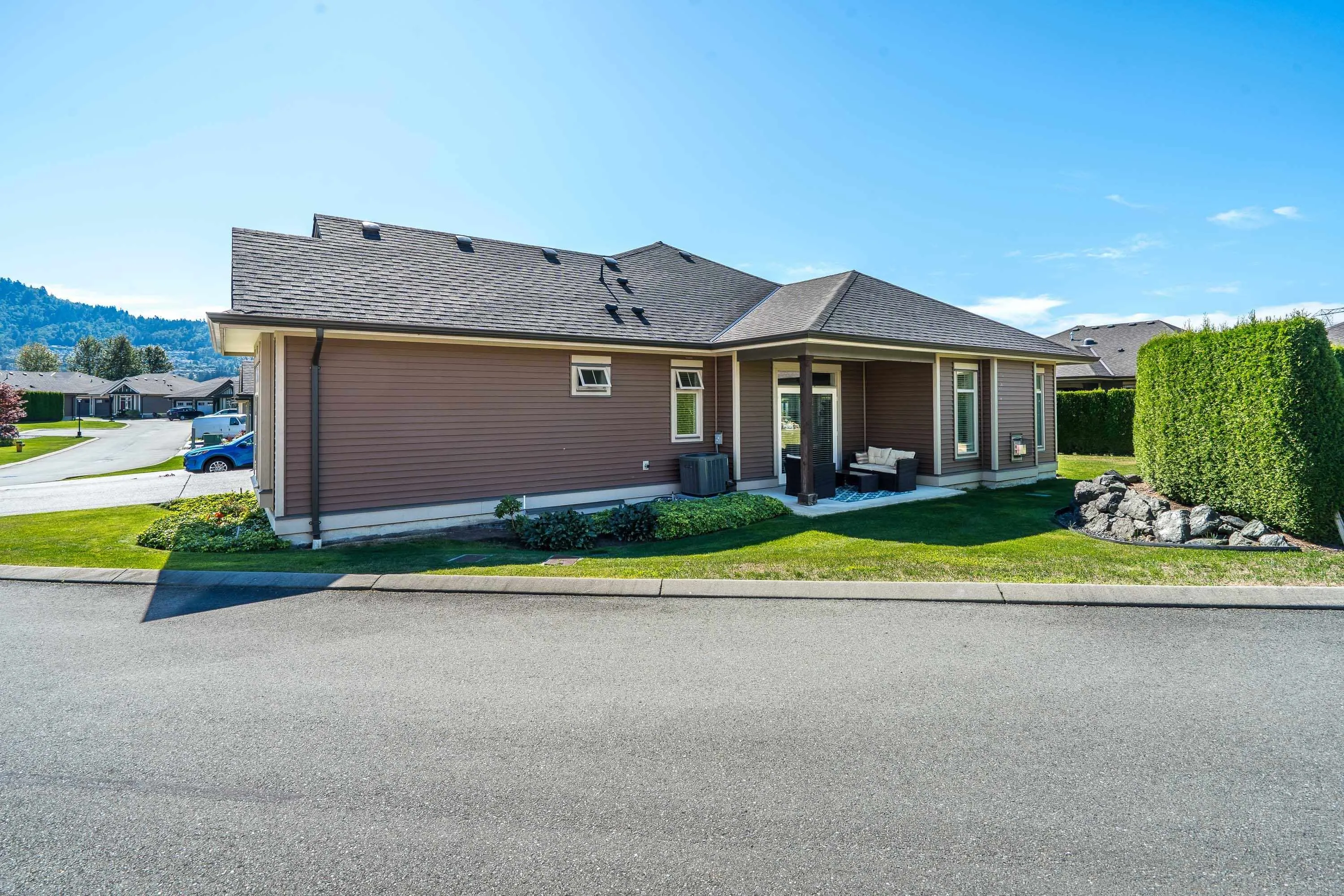 28 45900 South Sumas Road