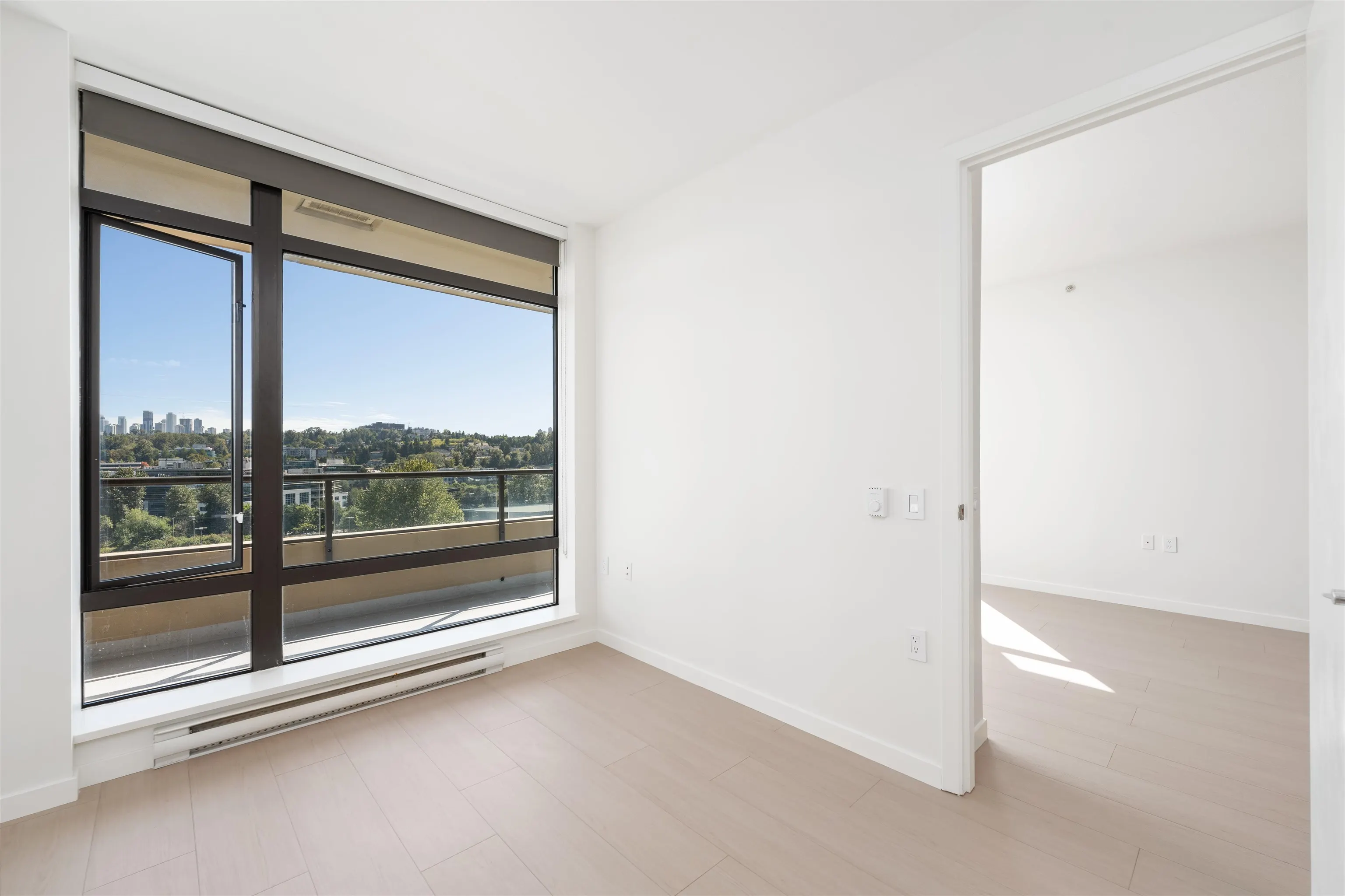 1002 2355 Madison Avenue