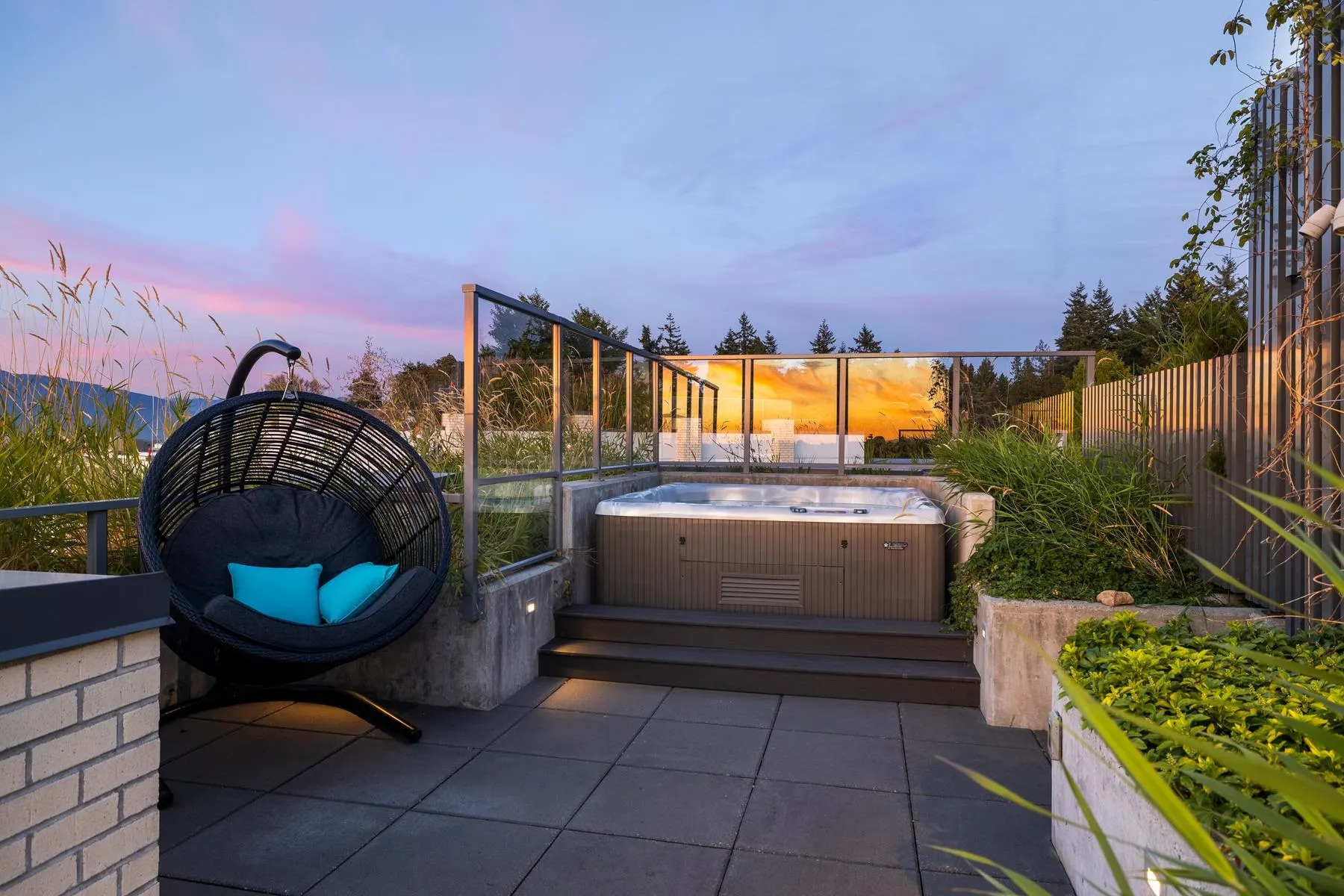 602 4685 Cambie Street