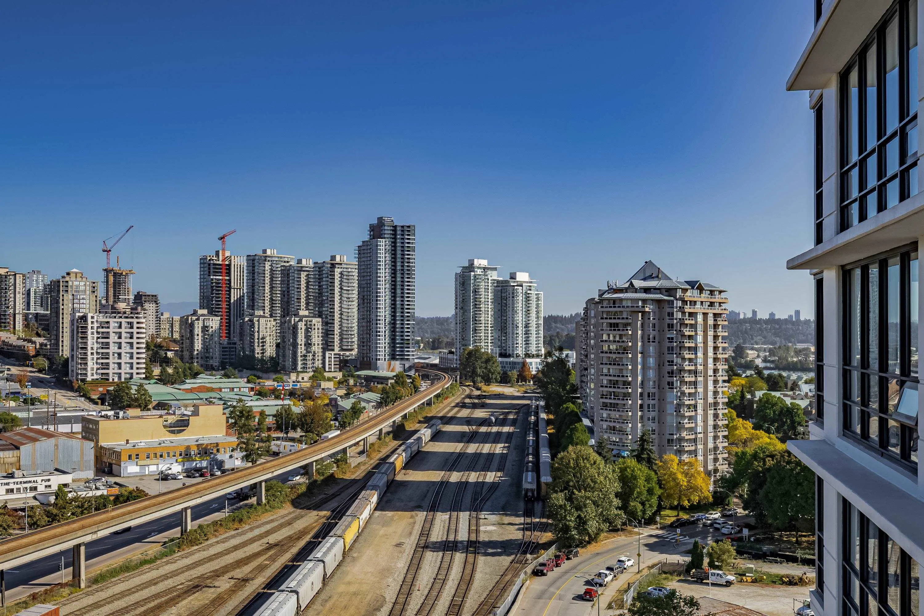 1508 1 Renaissance Square