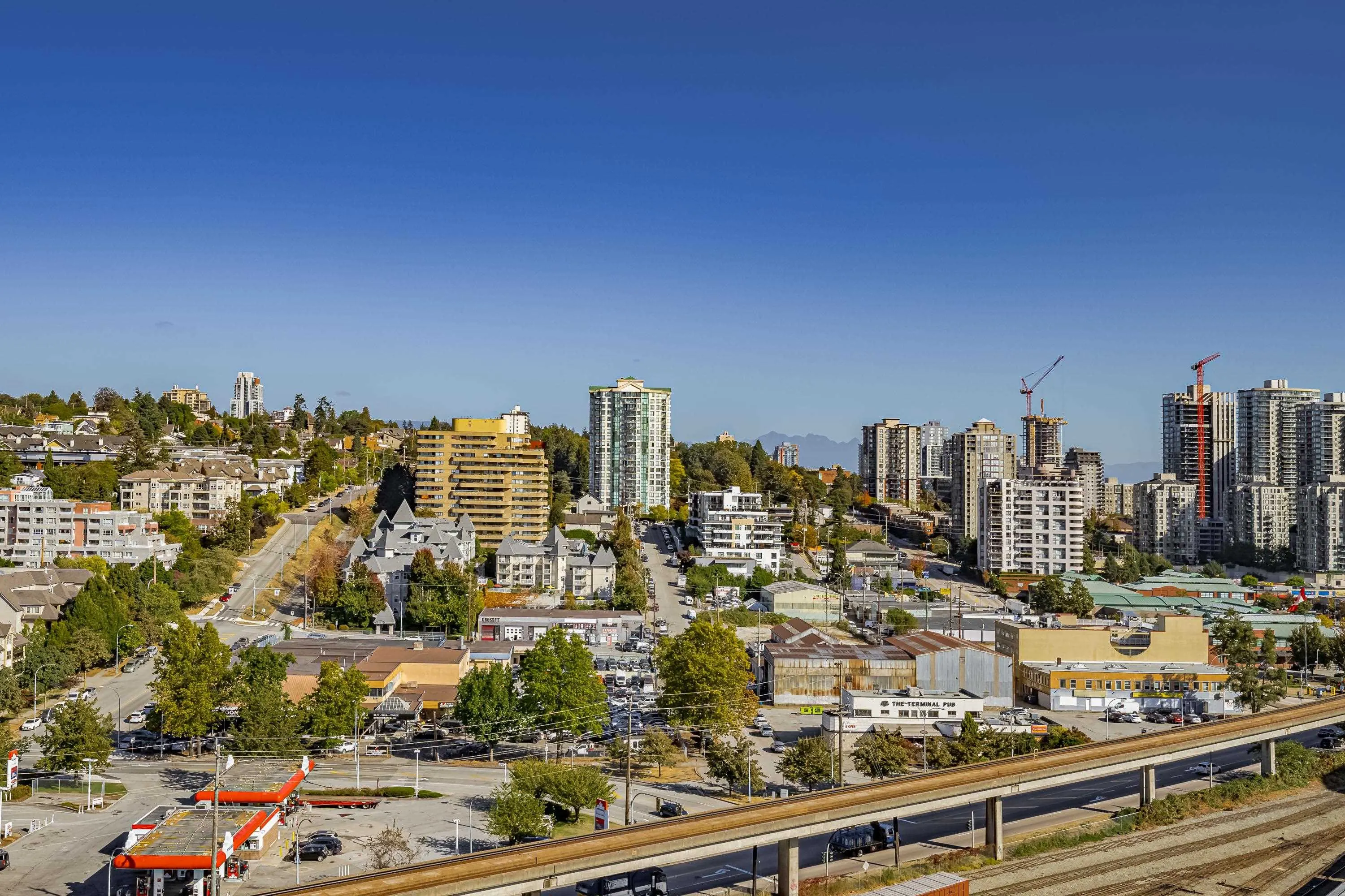1508 1 Renaissance Square