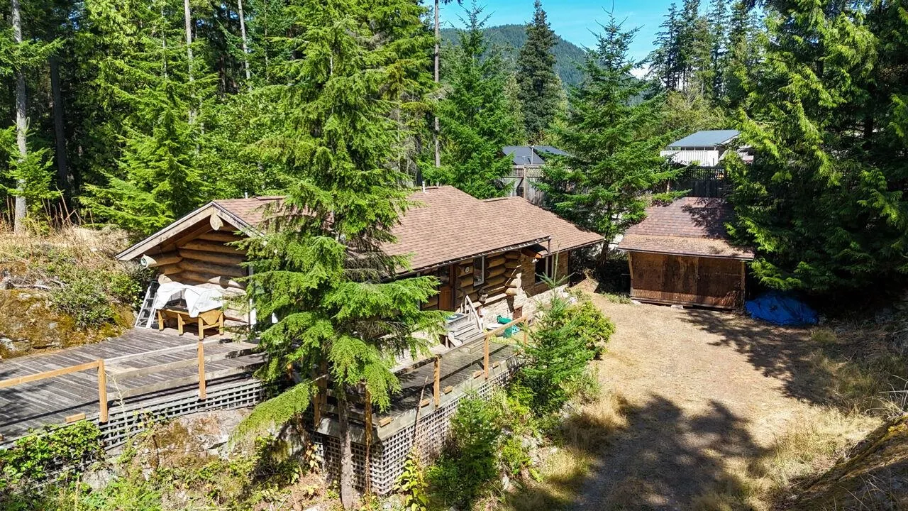 360 Salal Road