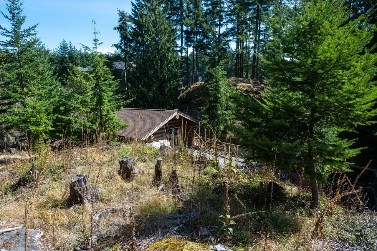 360 Salal Road