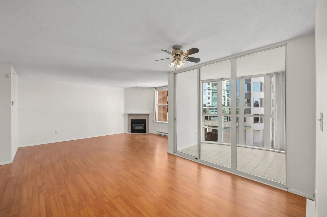 606 1255 Main Street