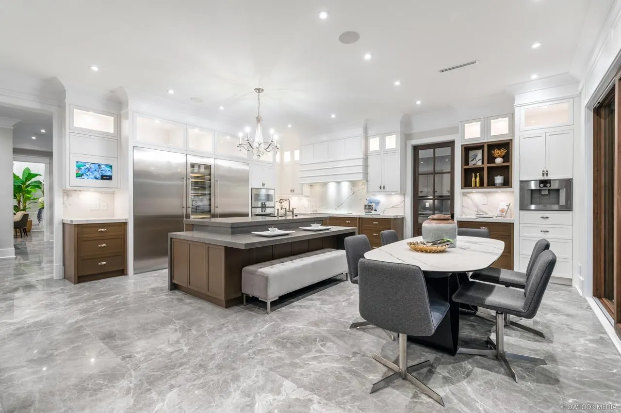7680 Glacier Crescent