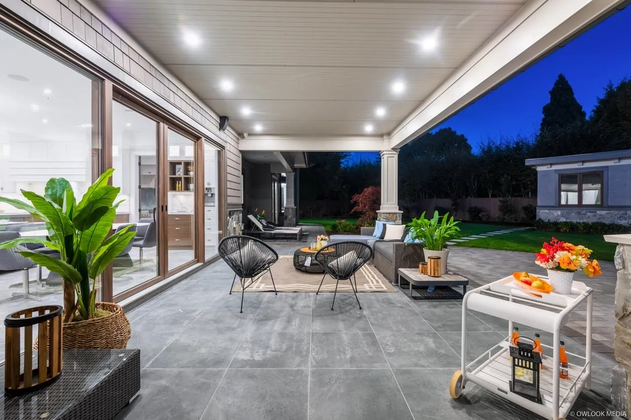 7680 Glacier Crescent