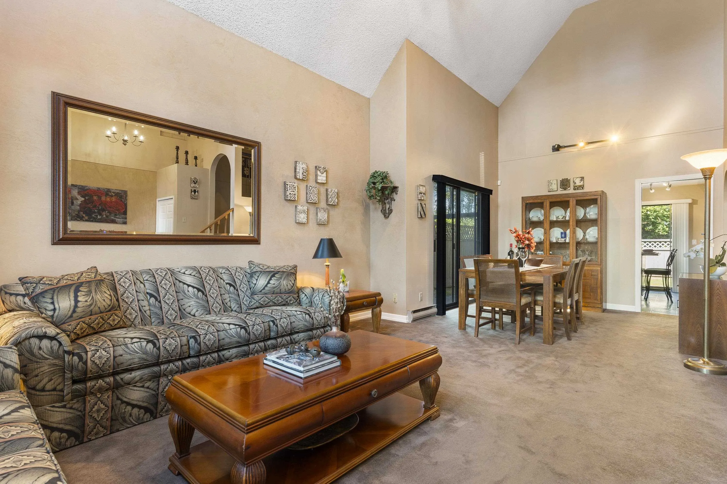 9409 Kingsley Crescent