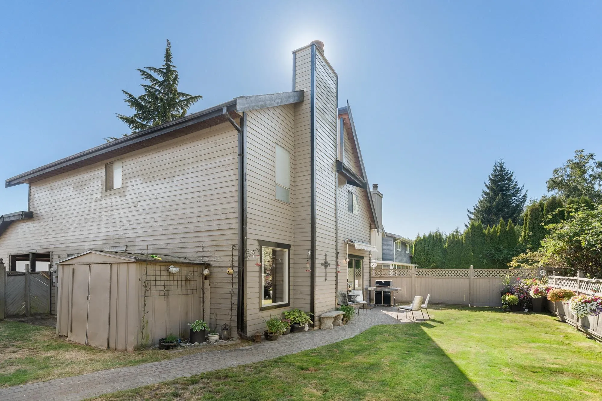 9409 Kingsley Crescent
