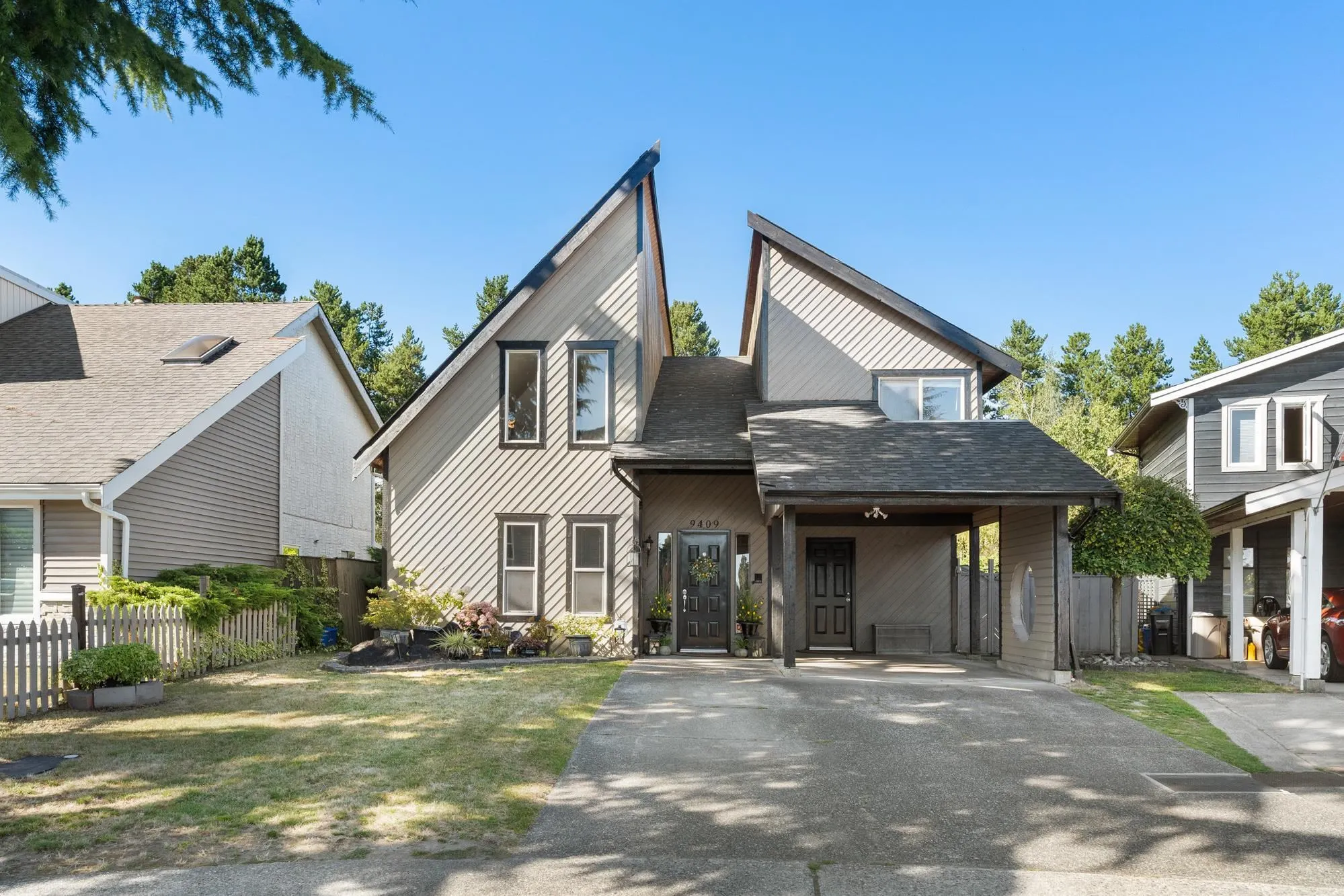 9409 Kingsley Crescent