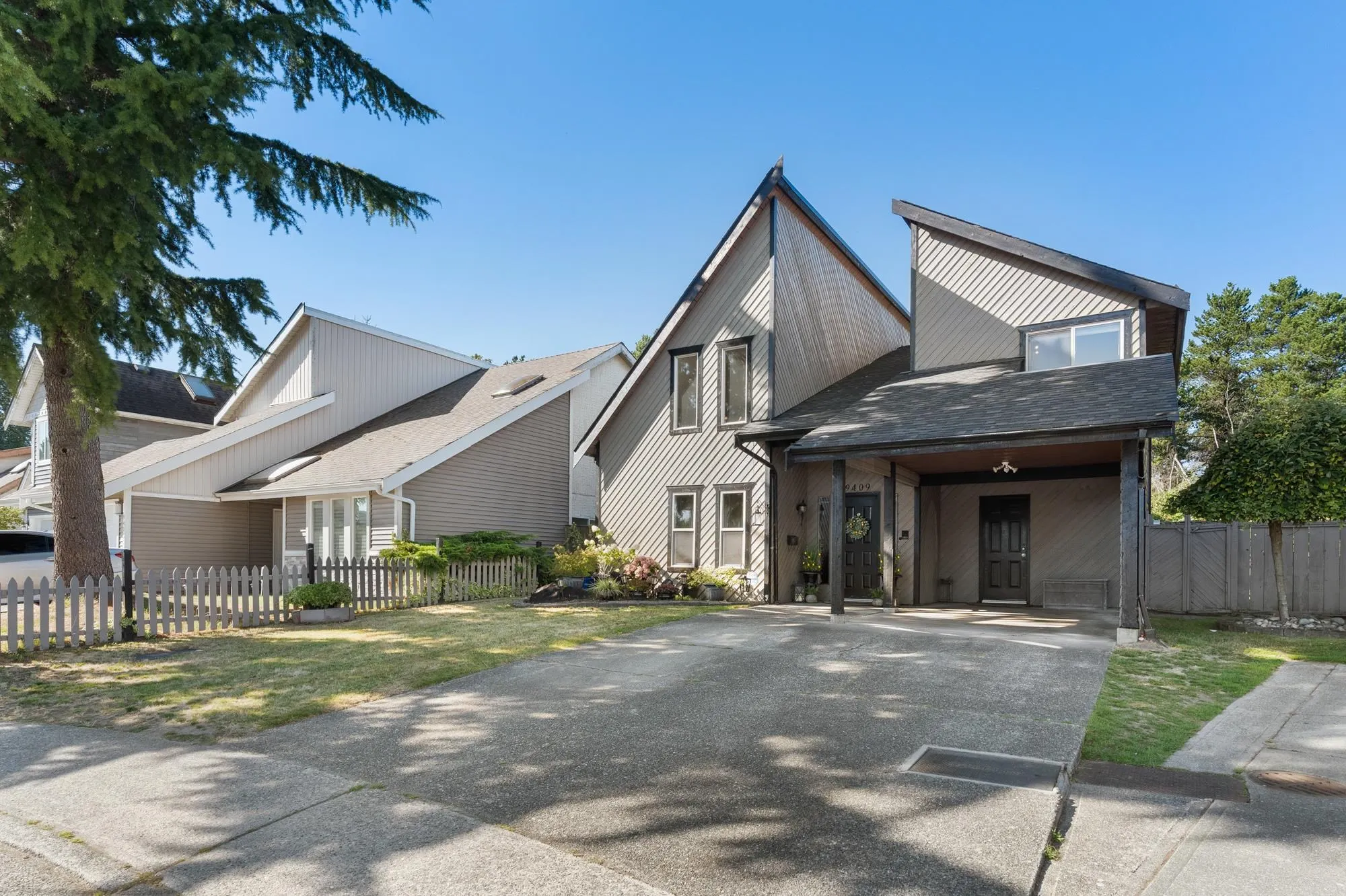 9409 Kingsley Crescent