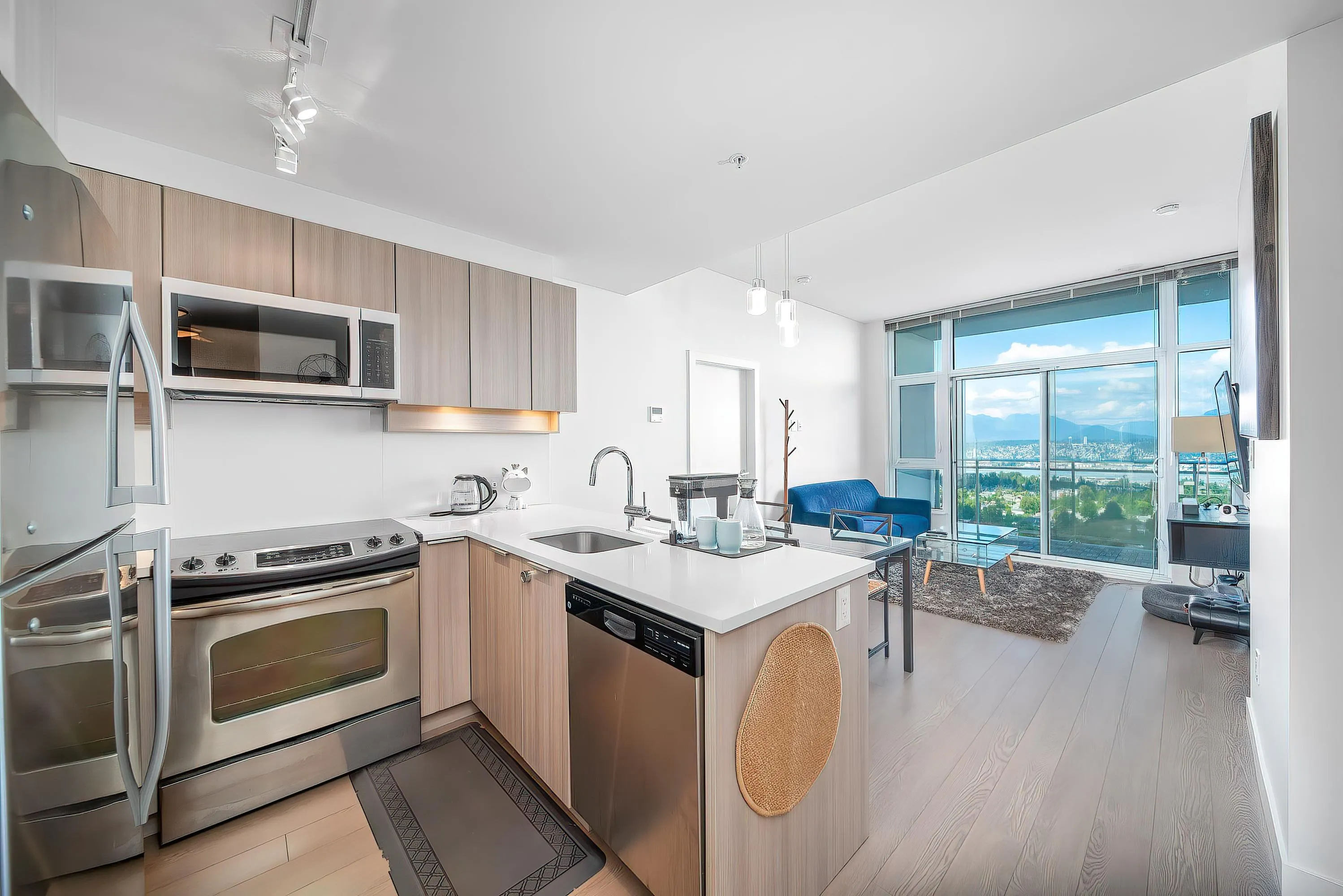 3301 13308 Central Avenue