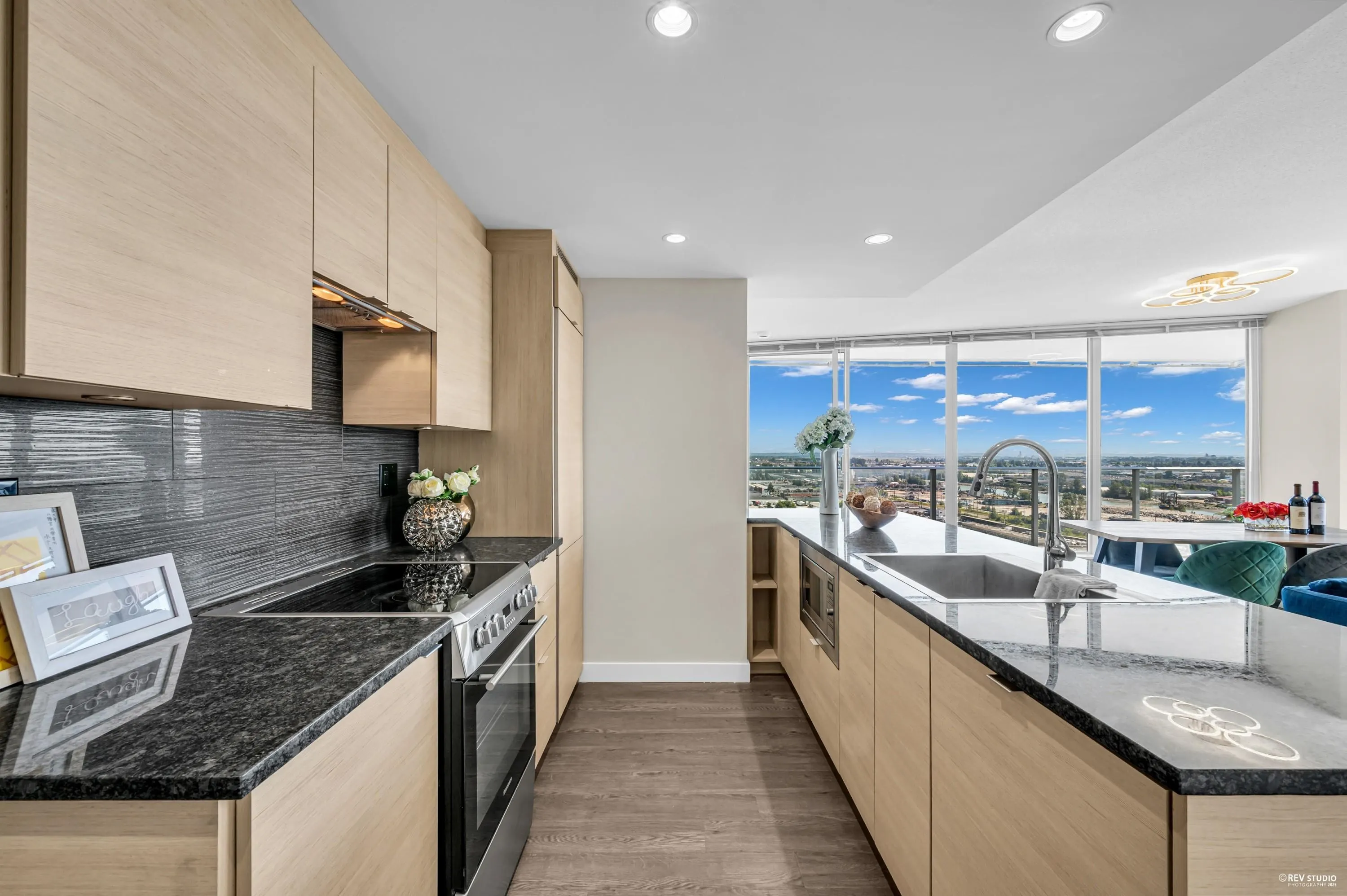 1802 489 Interurban Way