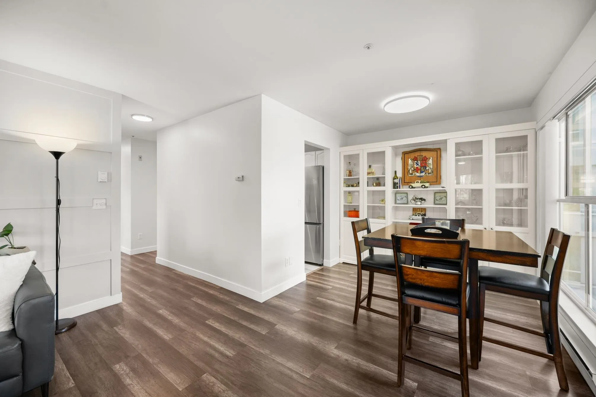 207 20350 54 Avenue