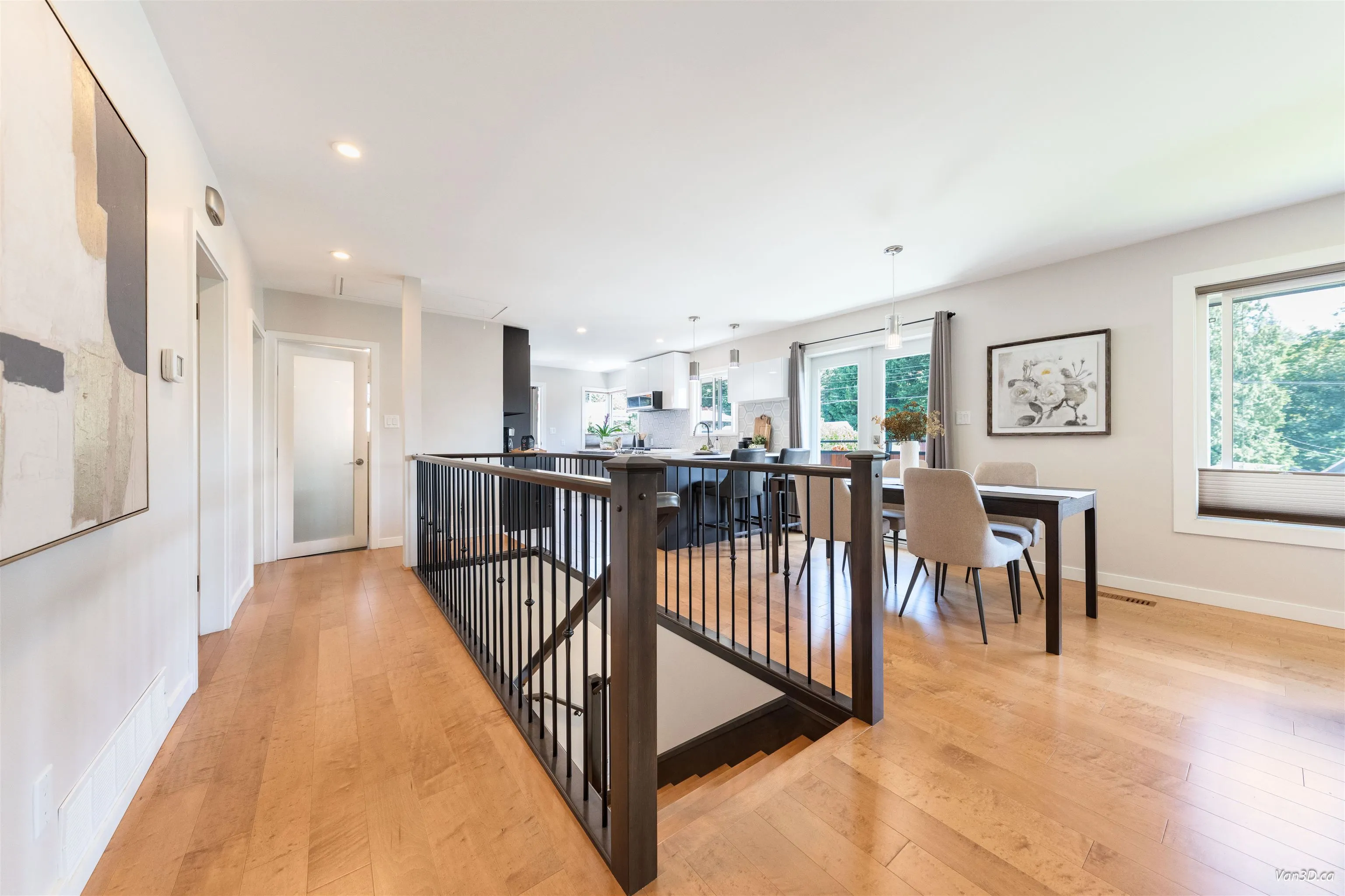 949 Hartford Place