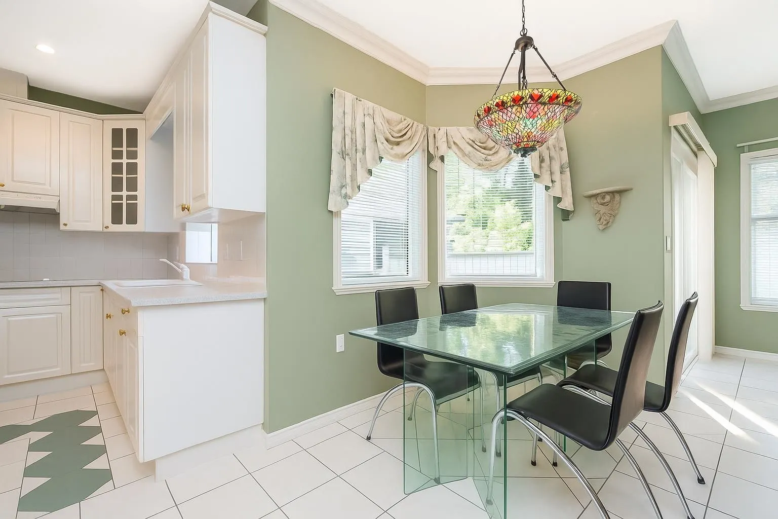 6779 Chateau Court