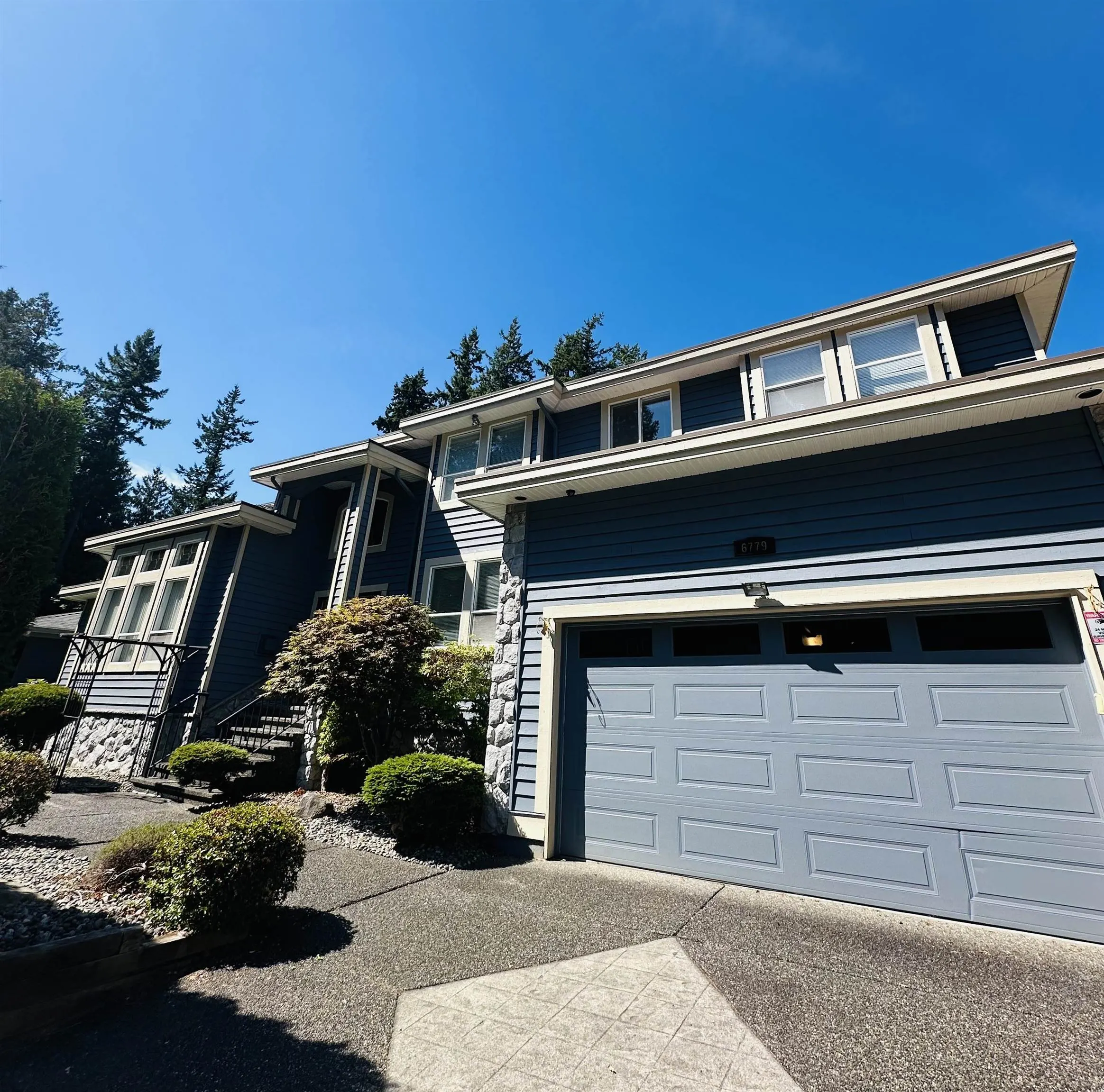 6779 Chateau Court