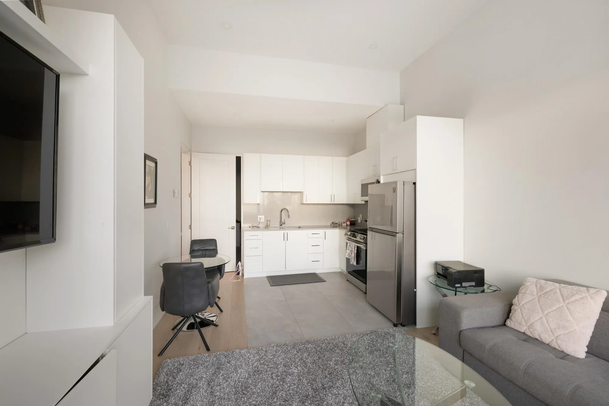 392 Ventura Crescent