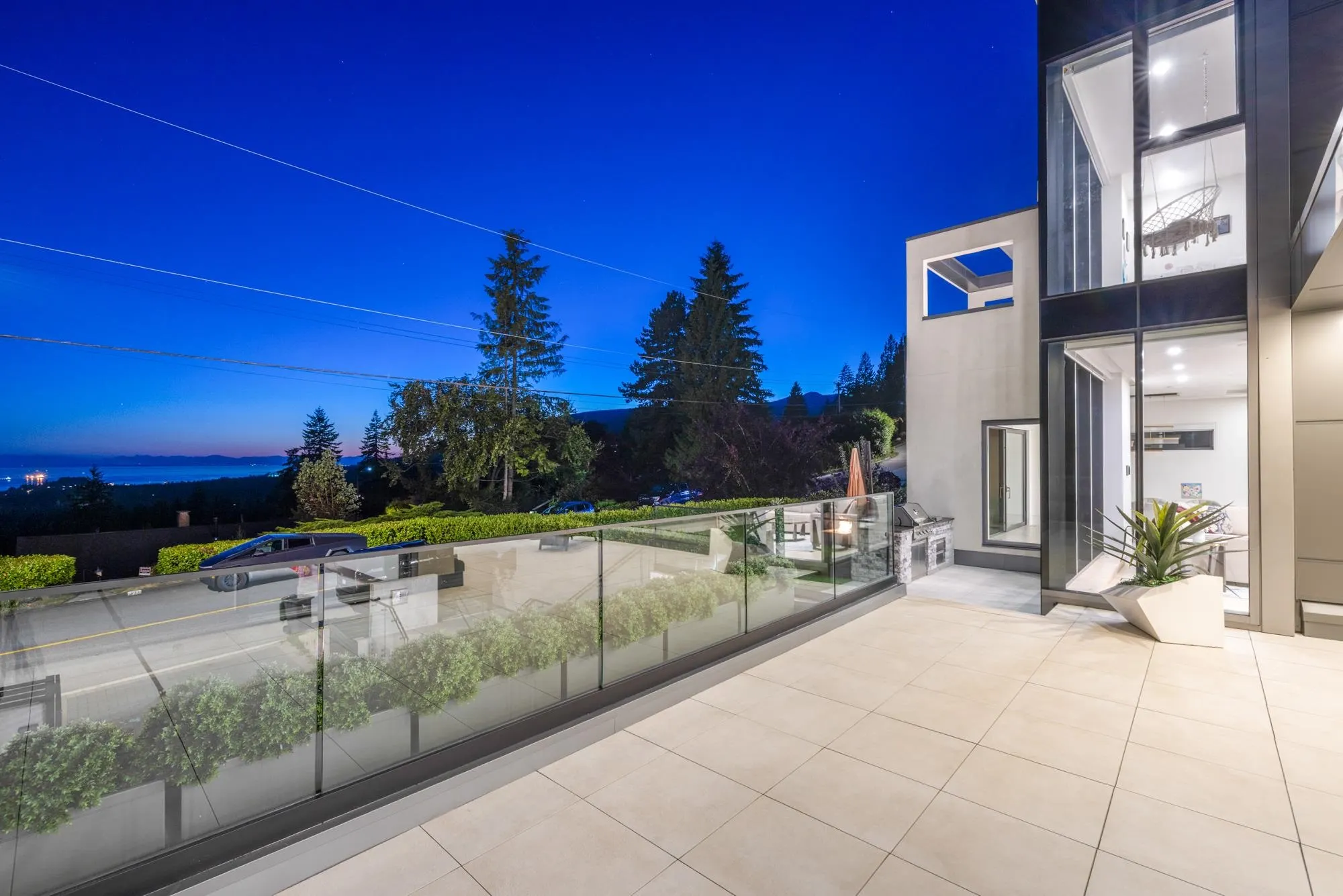392 Ventura Crescent