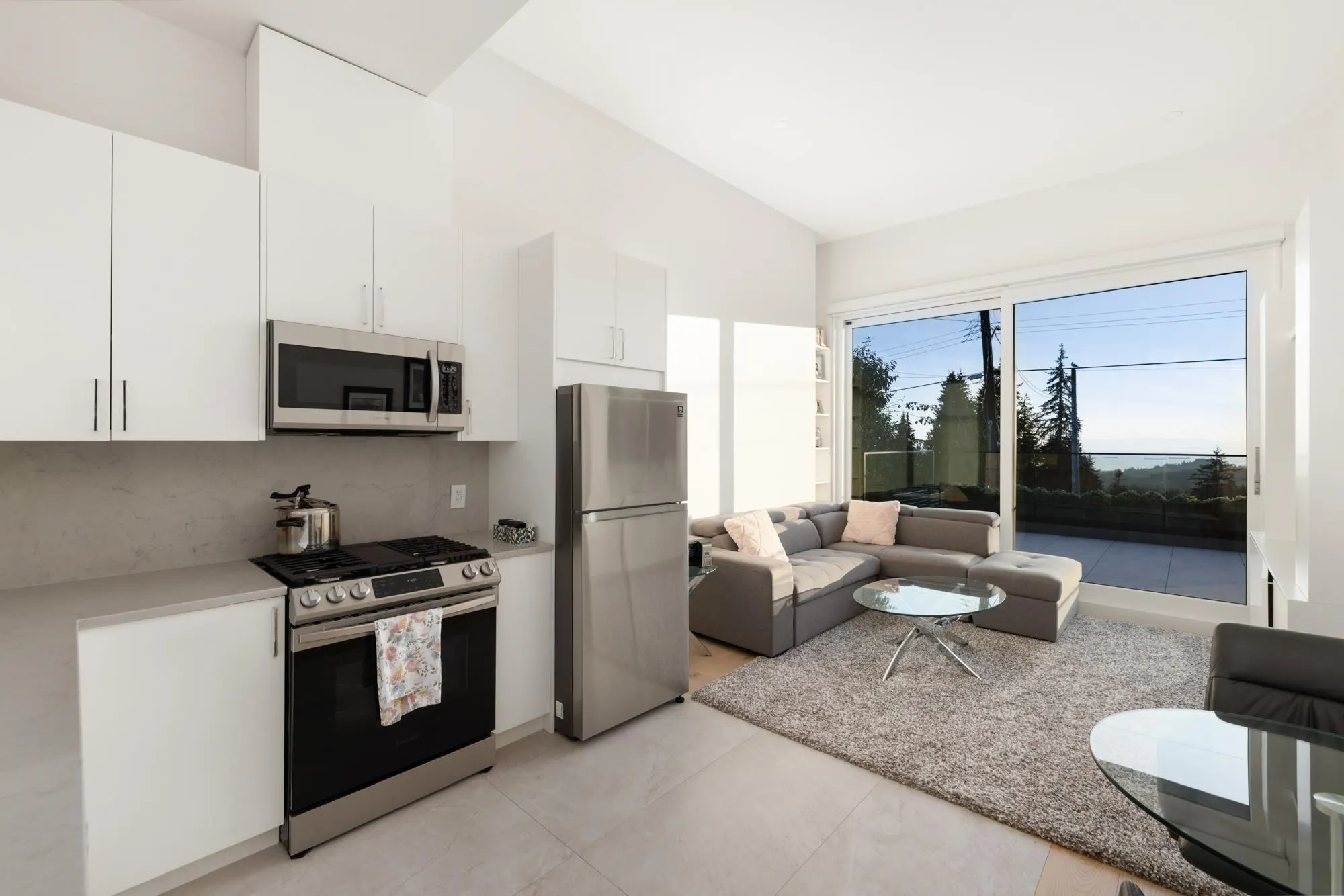 392 Ventura Crescent