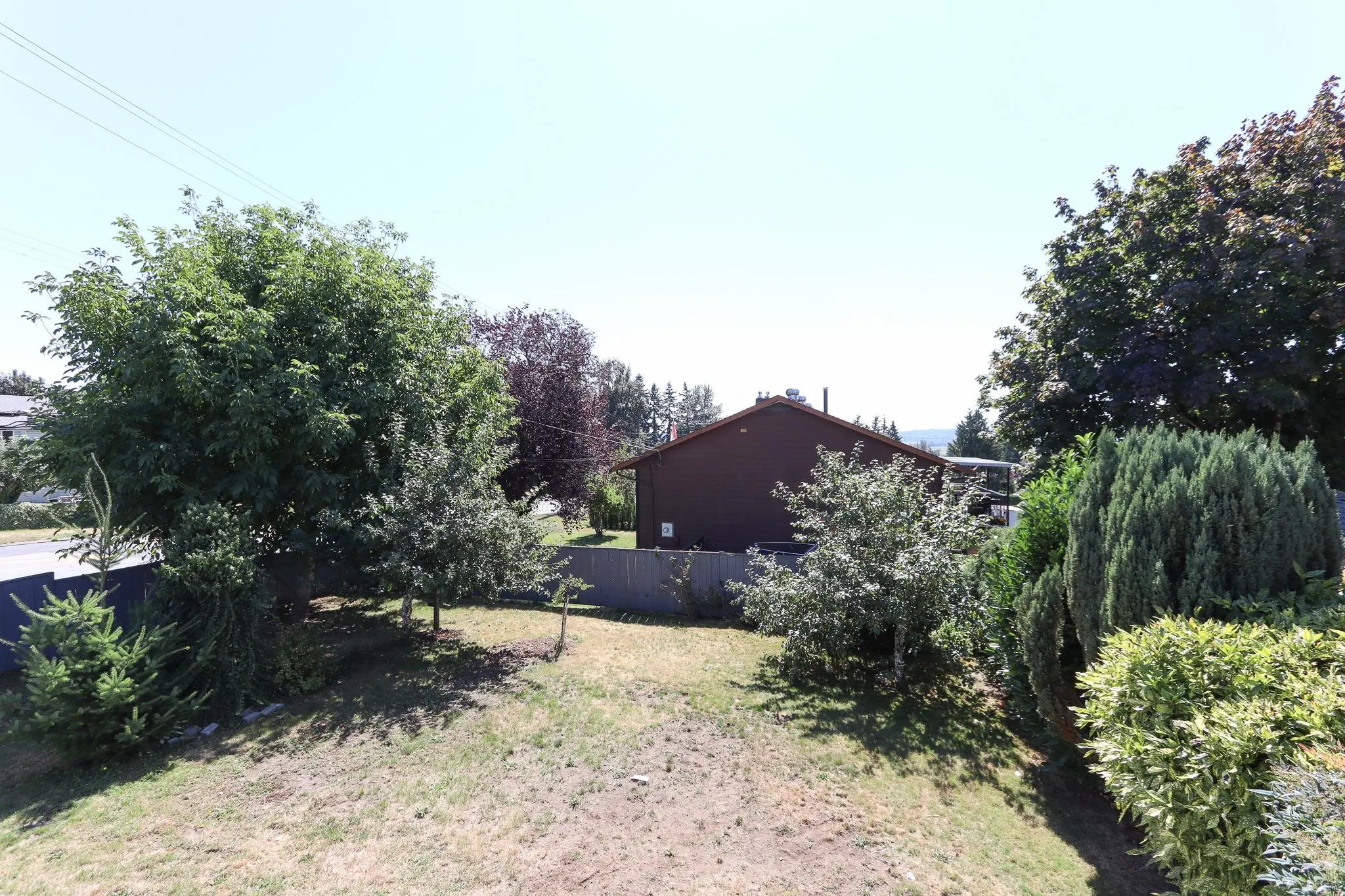 18382 56b Avenue