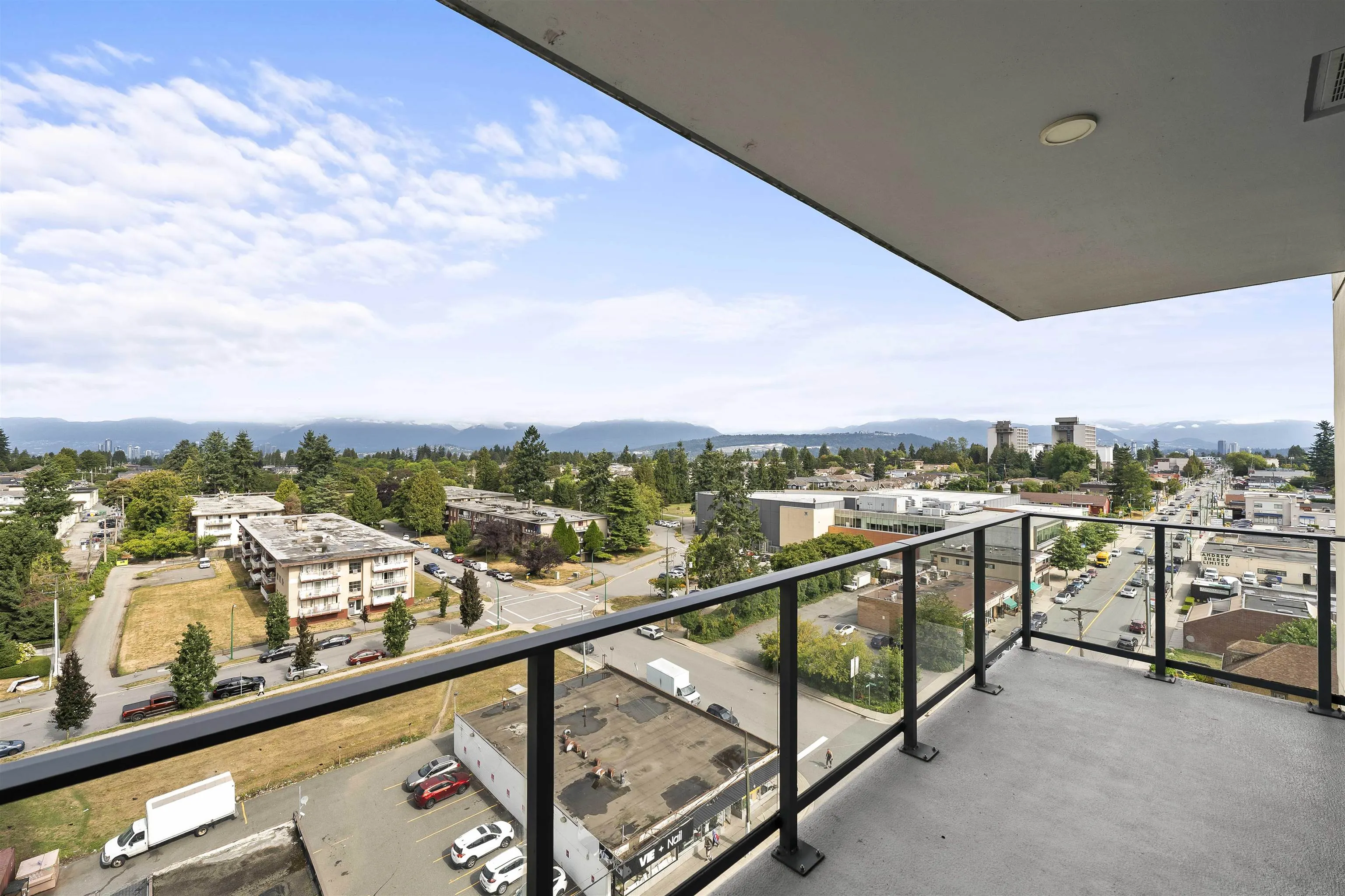 1005 7303 Noble Lane
