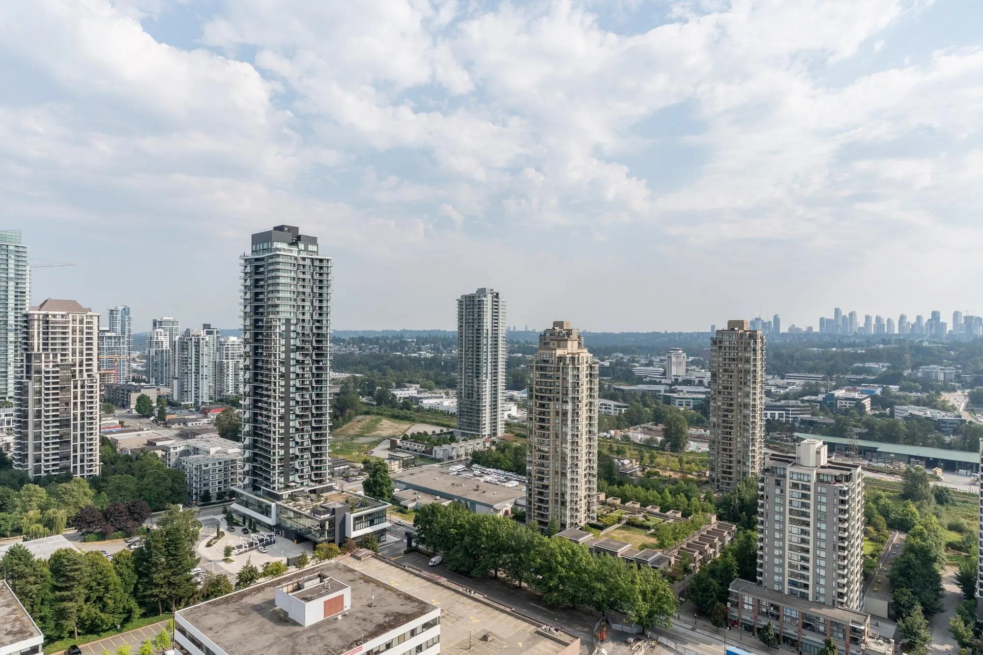 2707 4168 Lougheed Highway