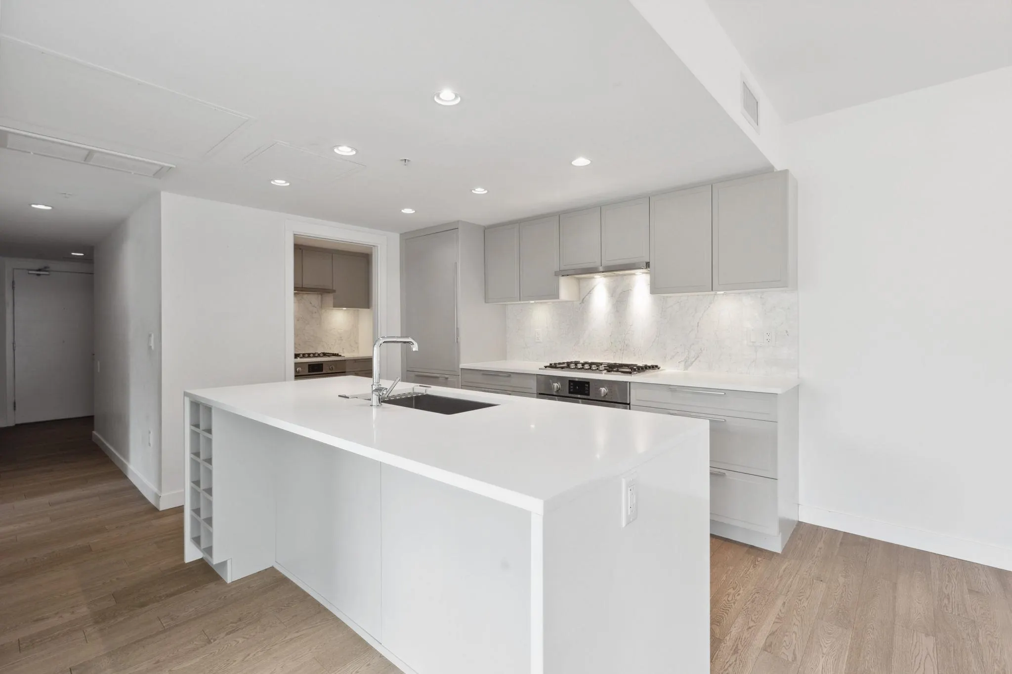 223 7828 Granville Street