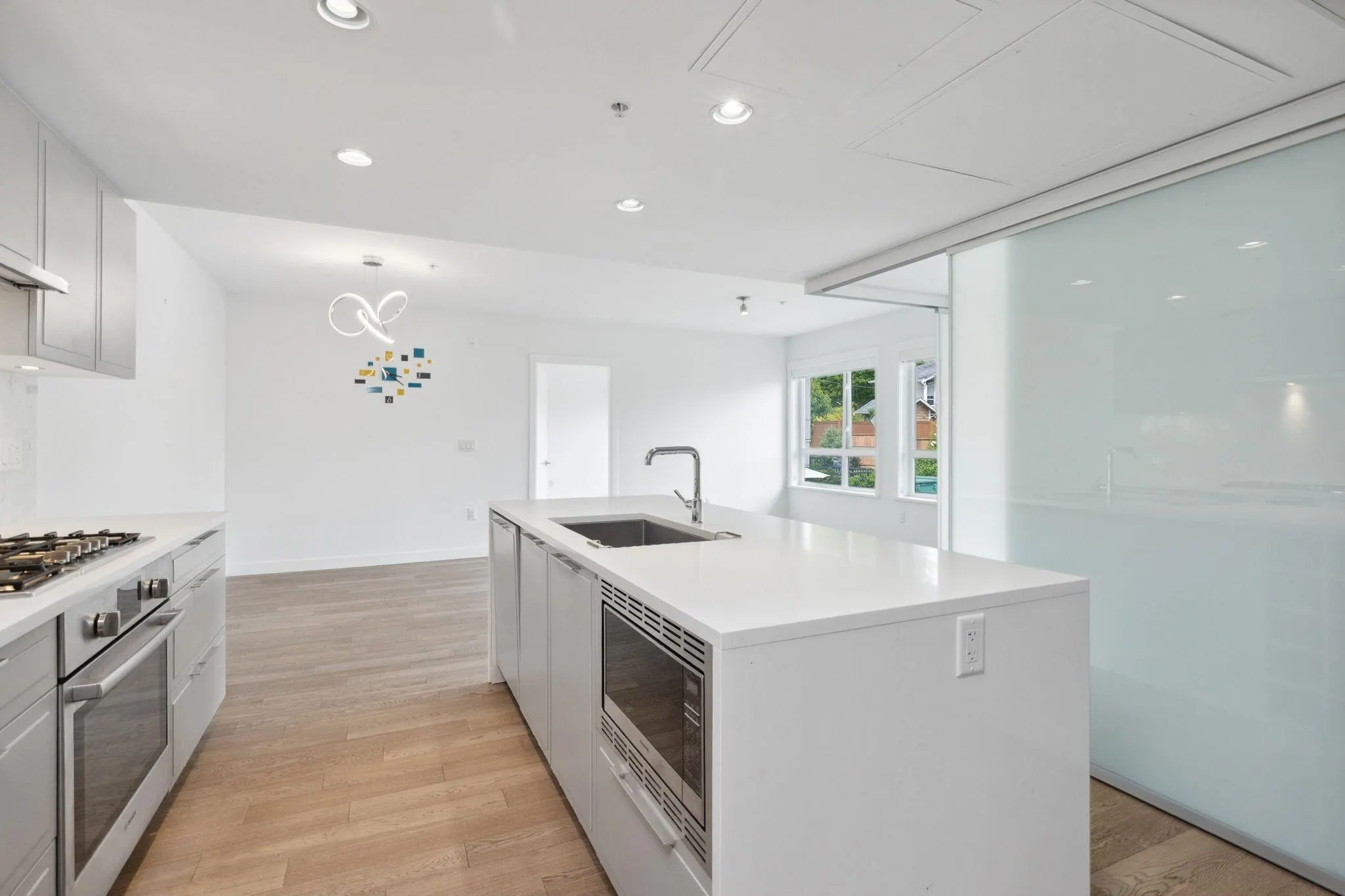 223 7828 Granville Street