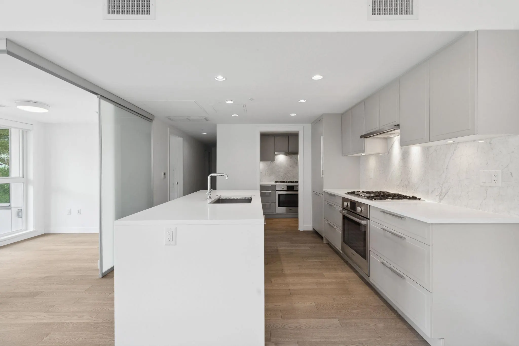 223 7828 Granville Street