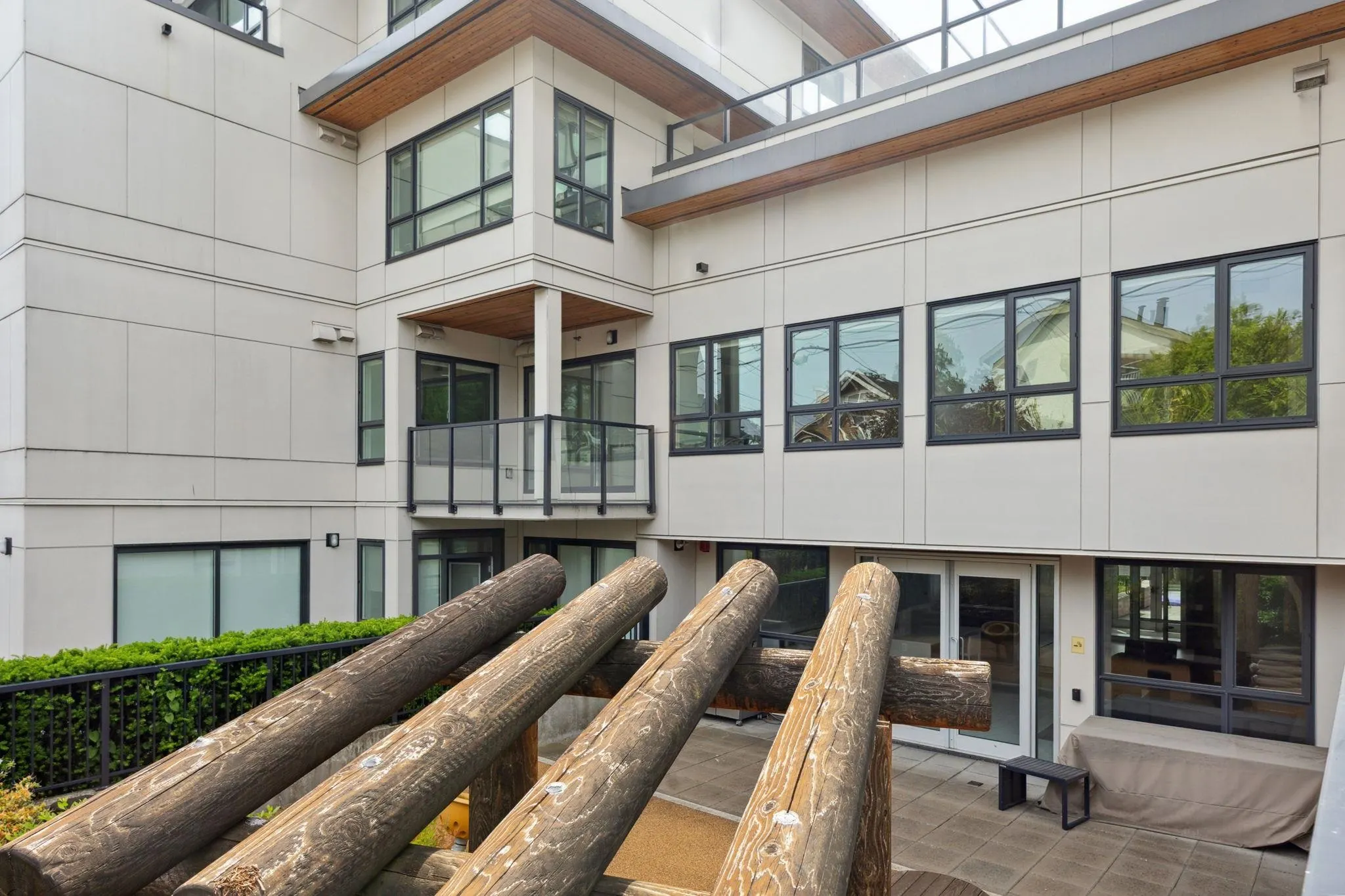 223 7828 Granville Street