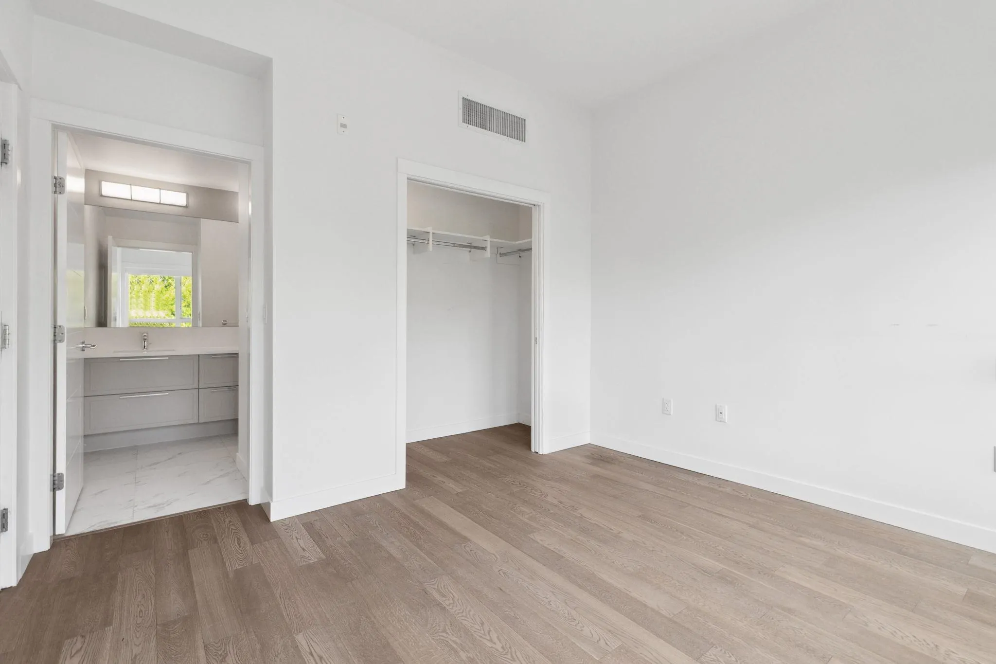 223 7828 Granville Street