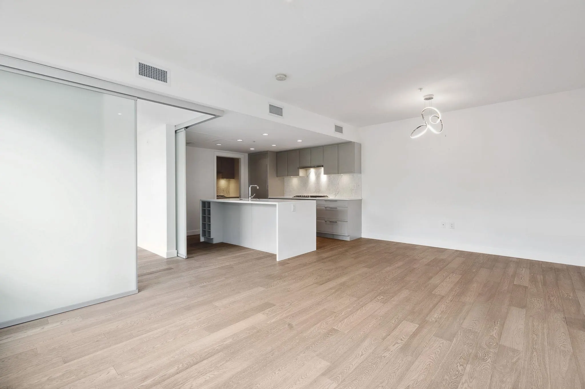 223 7828 Granville Street