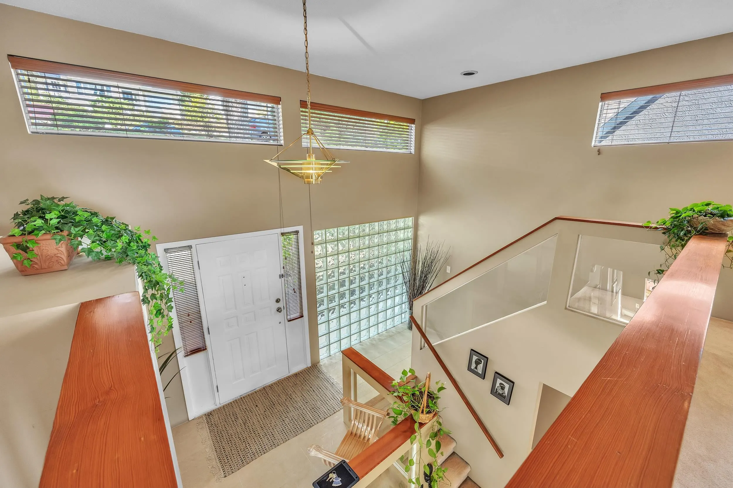 531 Tempe Crescent