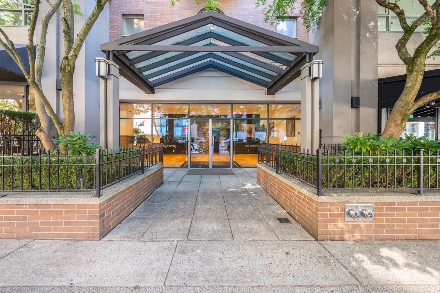 1504 1188 Howe Street