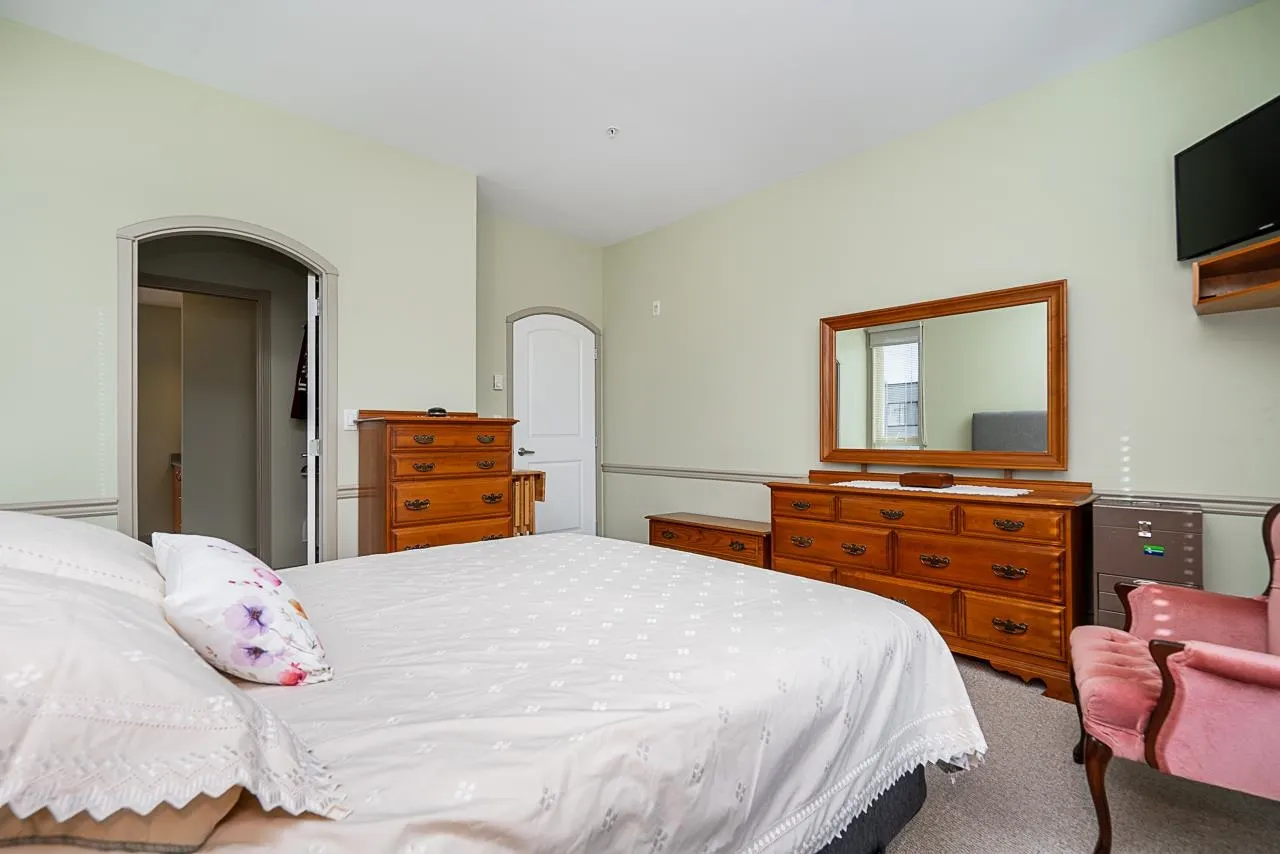 311 33485 South Fraser Way